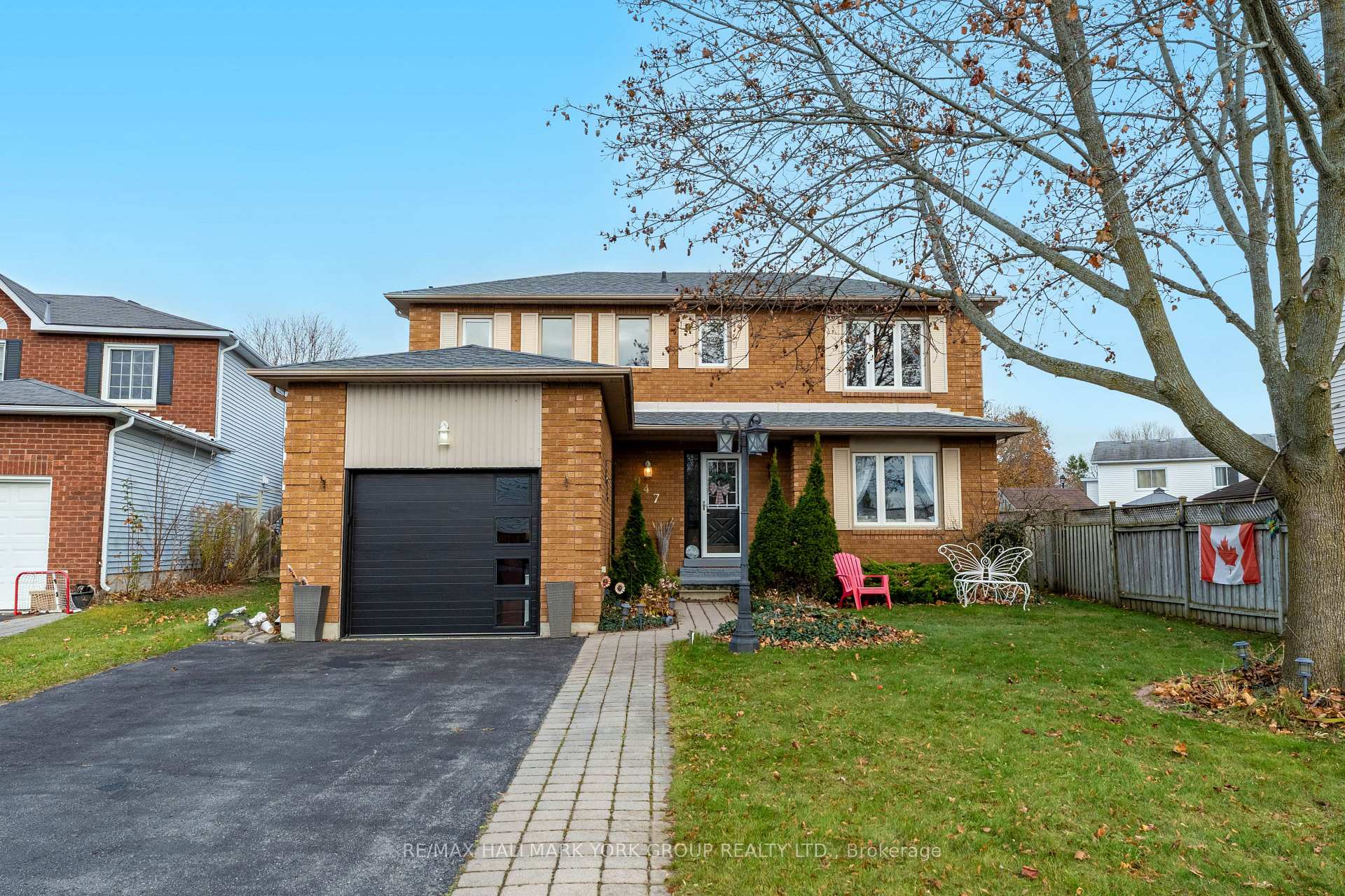 Front of 947 Cornell Crescent