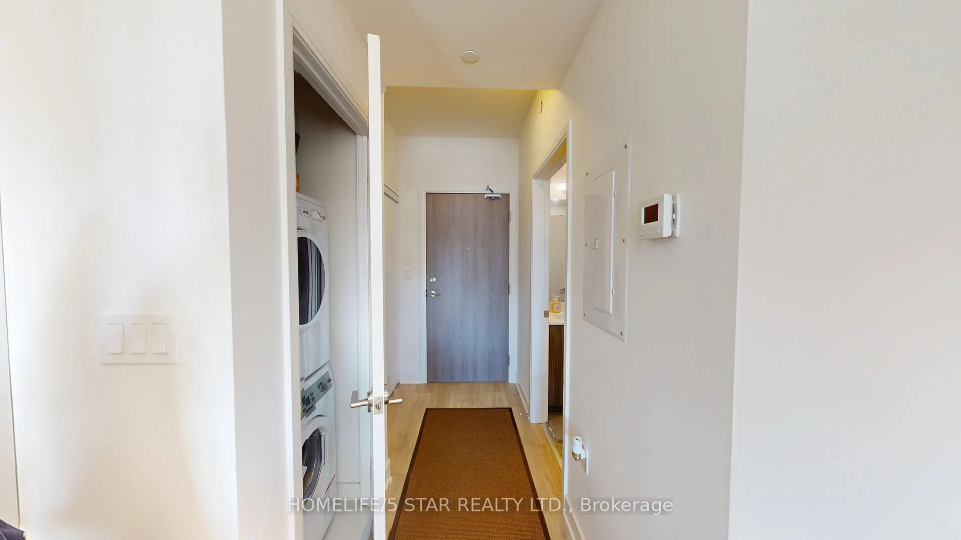 Photo 7 of Unit 1509W, 27 Bathurst Street, Toronto, Waterfront Communities — HOMEH