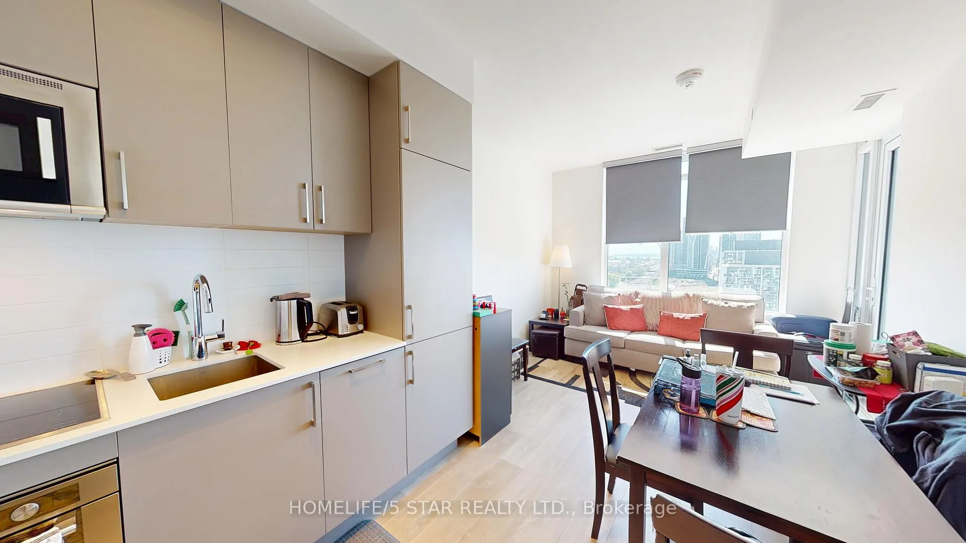 Photo 10 of Unit 1509W, 27 Bathurst Street, Toronto, Waterfront Communities — HOMEH