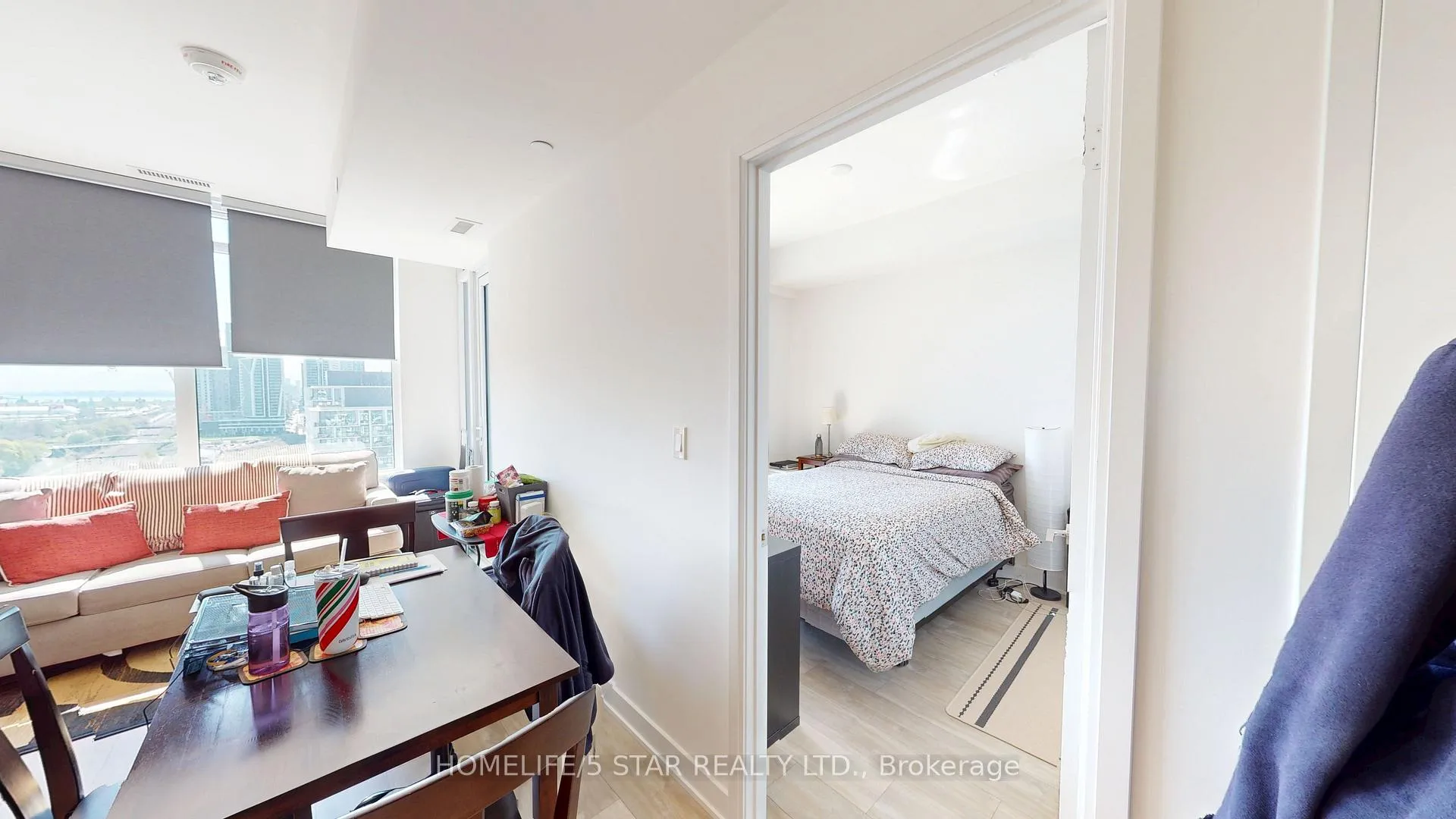 Photo 11 of Unit 1509W, 27 Bathurst Street, Toronto, Waterfront Communities — HOMEH