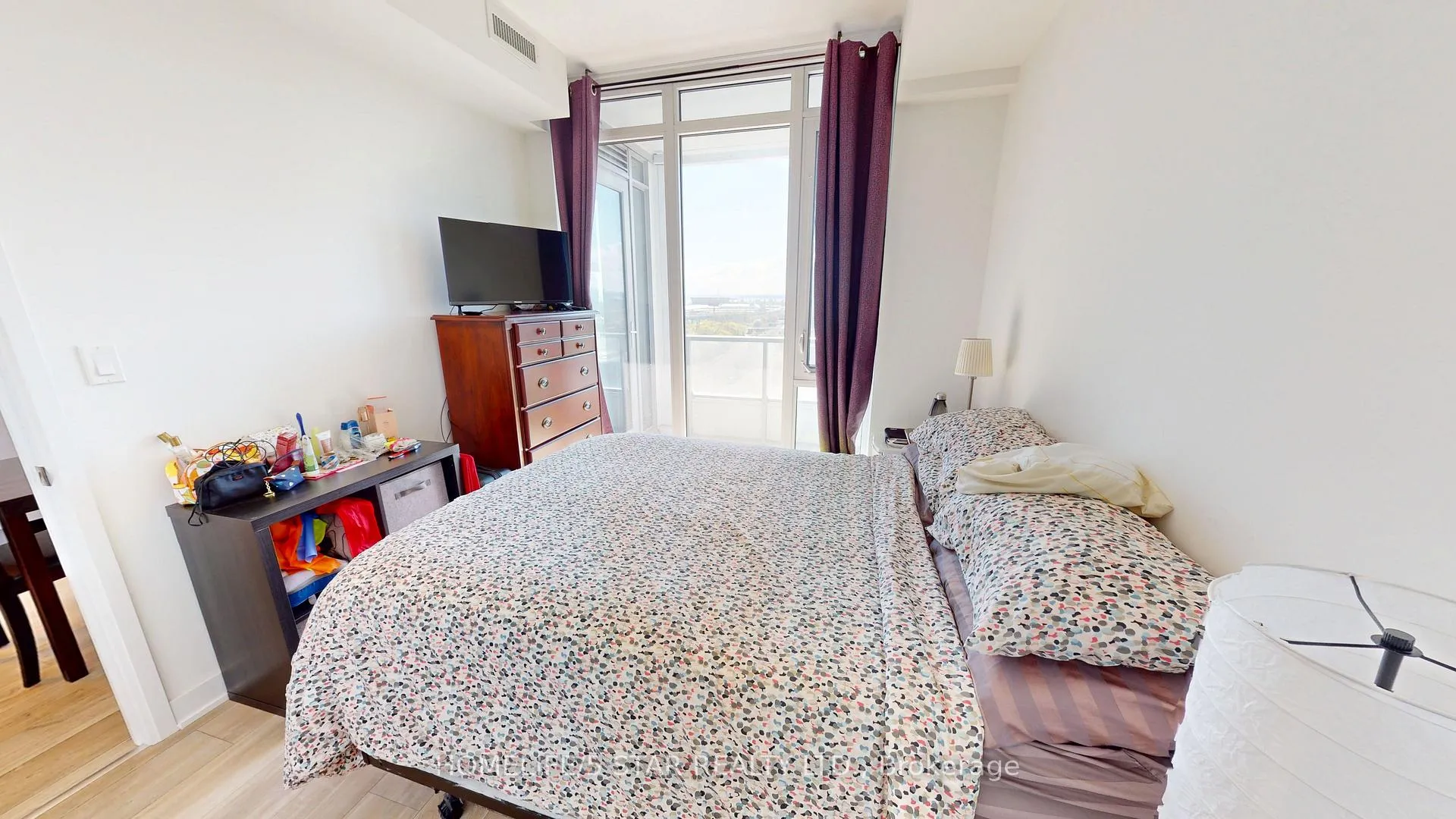 Photo 13 of Unit 1509W, 27 Bathurst Street, Toronto, Waterfront Communities — HOMEH