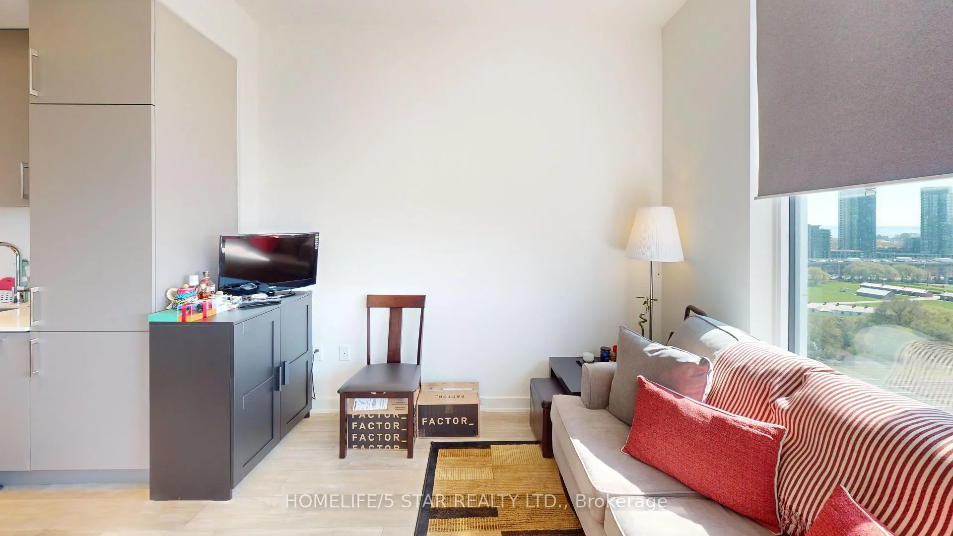 Photo 16 of Unit 1509W, 27 Bathurst Street, Toronto, Waterfront Communities — HOMEH
