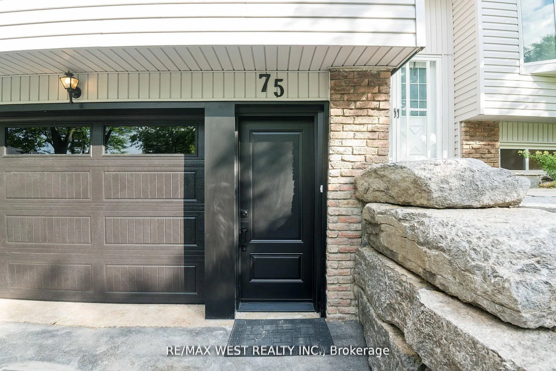 Photo 1 of Unit Basement, 75 Wright Crescent, Caledon, Bolton North — HOMEH