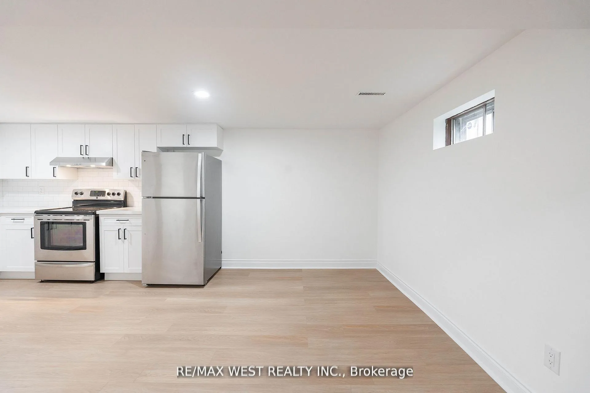 Photo 13 of Unit Basement, 75 Wright Crescent, Caledon, Bolton North — HOMEH