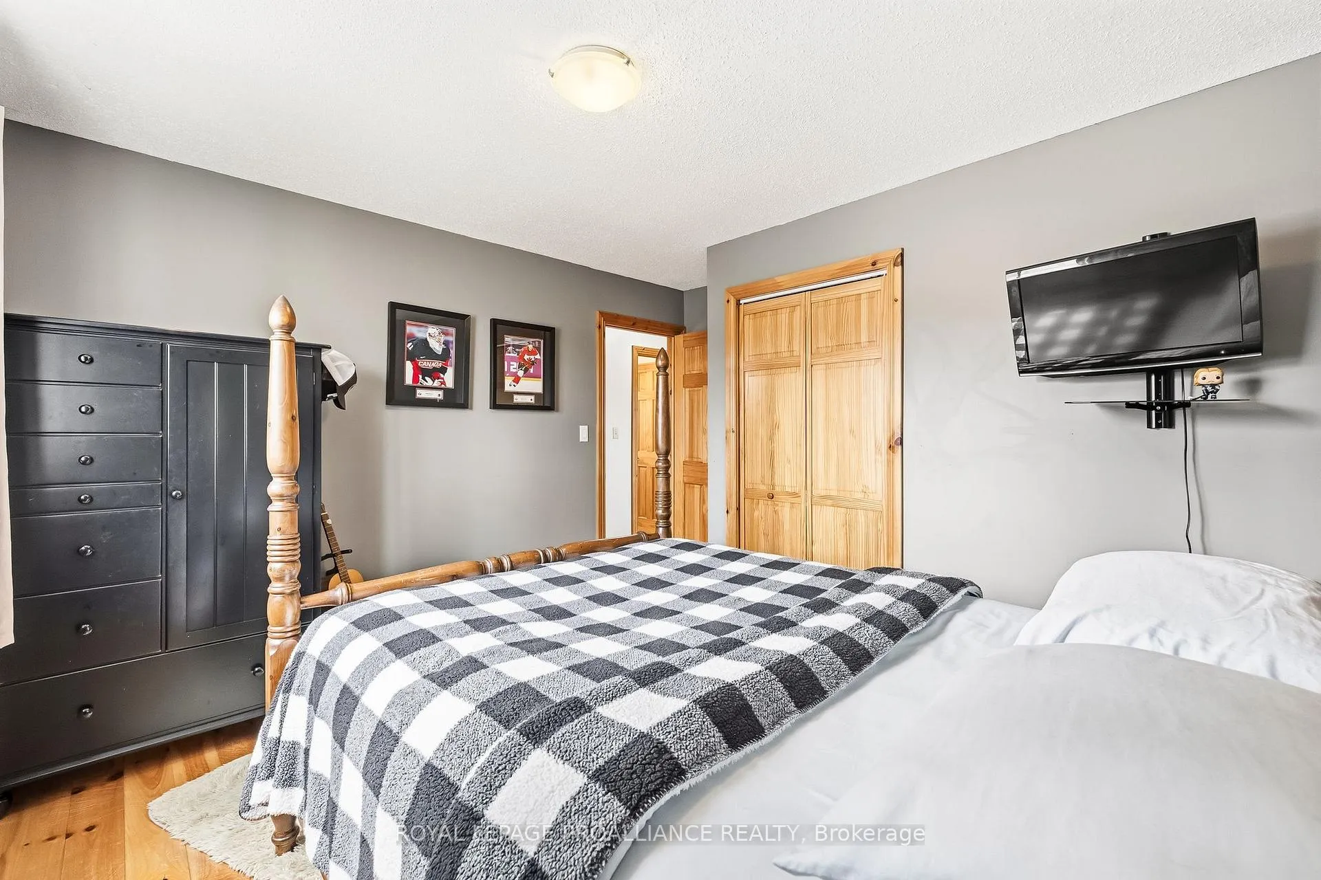 Photo 31 of 9 Huron Drive, Brighton — HOMEH