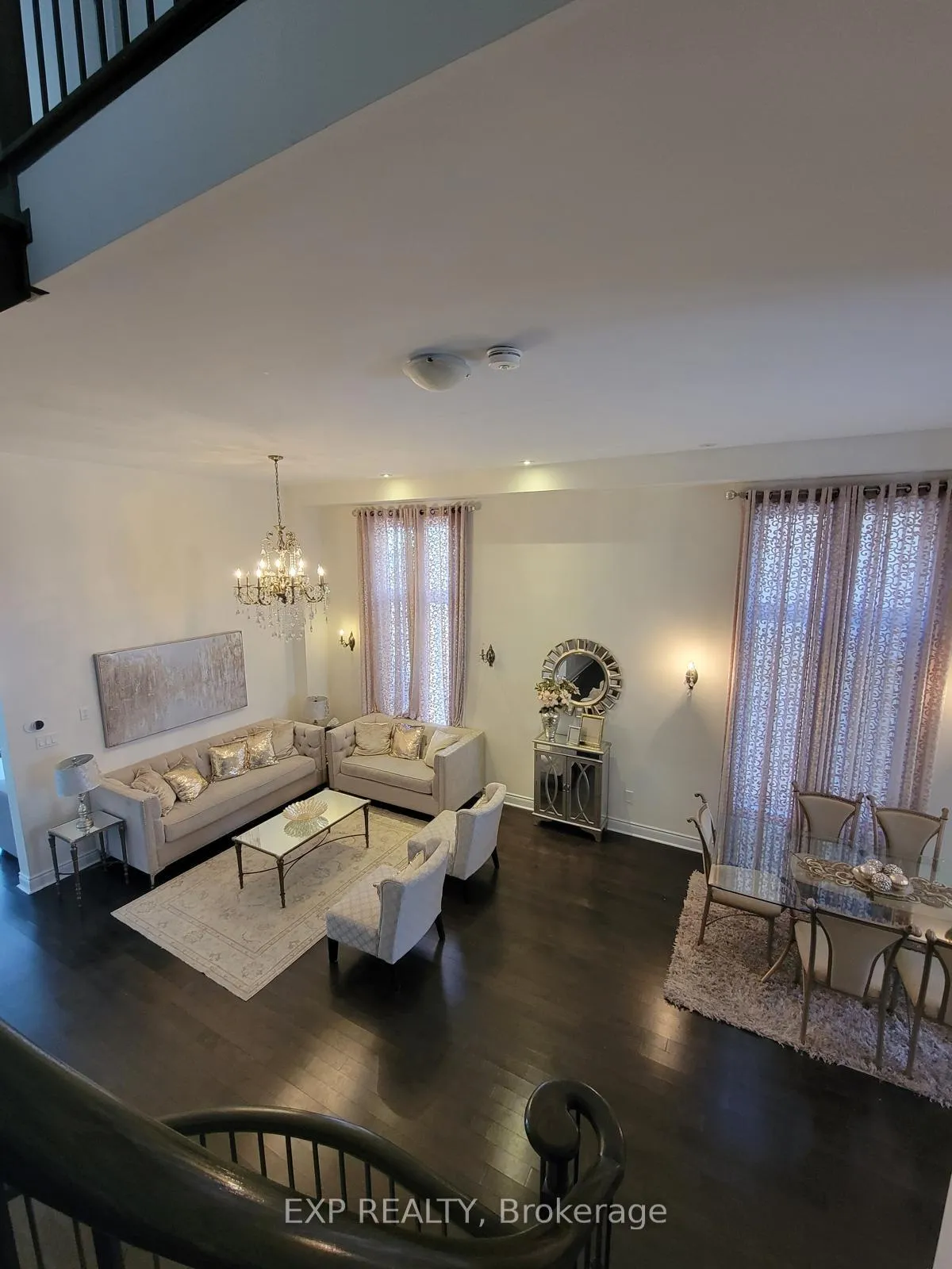 Photo 4 of 46 Black Diamond Crescent, Brampton, Credit Valley — HOMEH