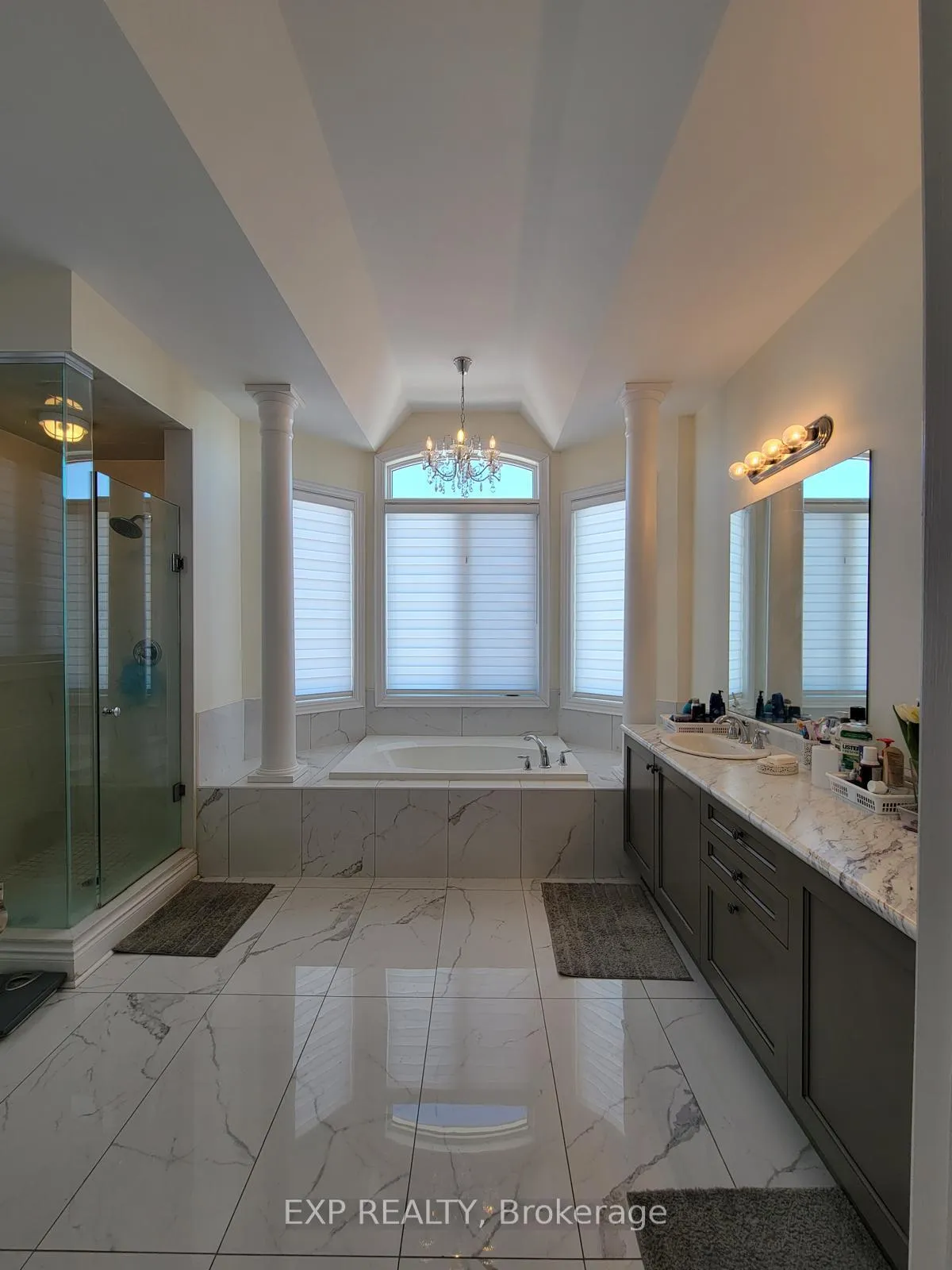 Photo 10 of 46 Black Diamond Crescent, Brampton, Credit Valley — HOMEH