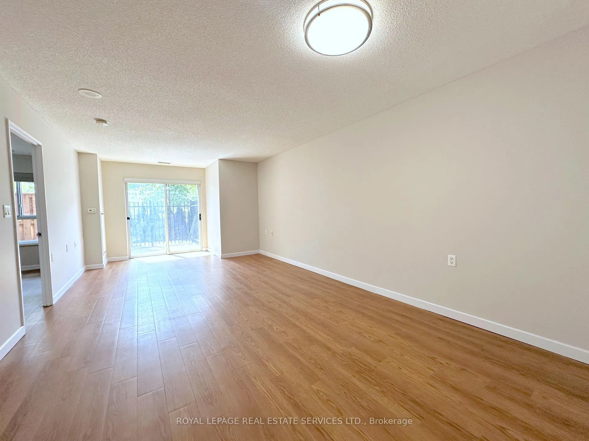 Photo 3 of Unit 101, 268 Merton Street, Toronto, Mount Pleasant West — HOMEH