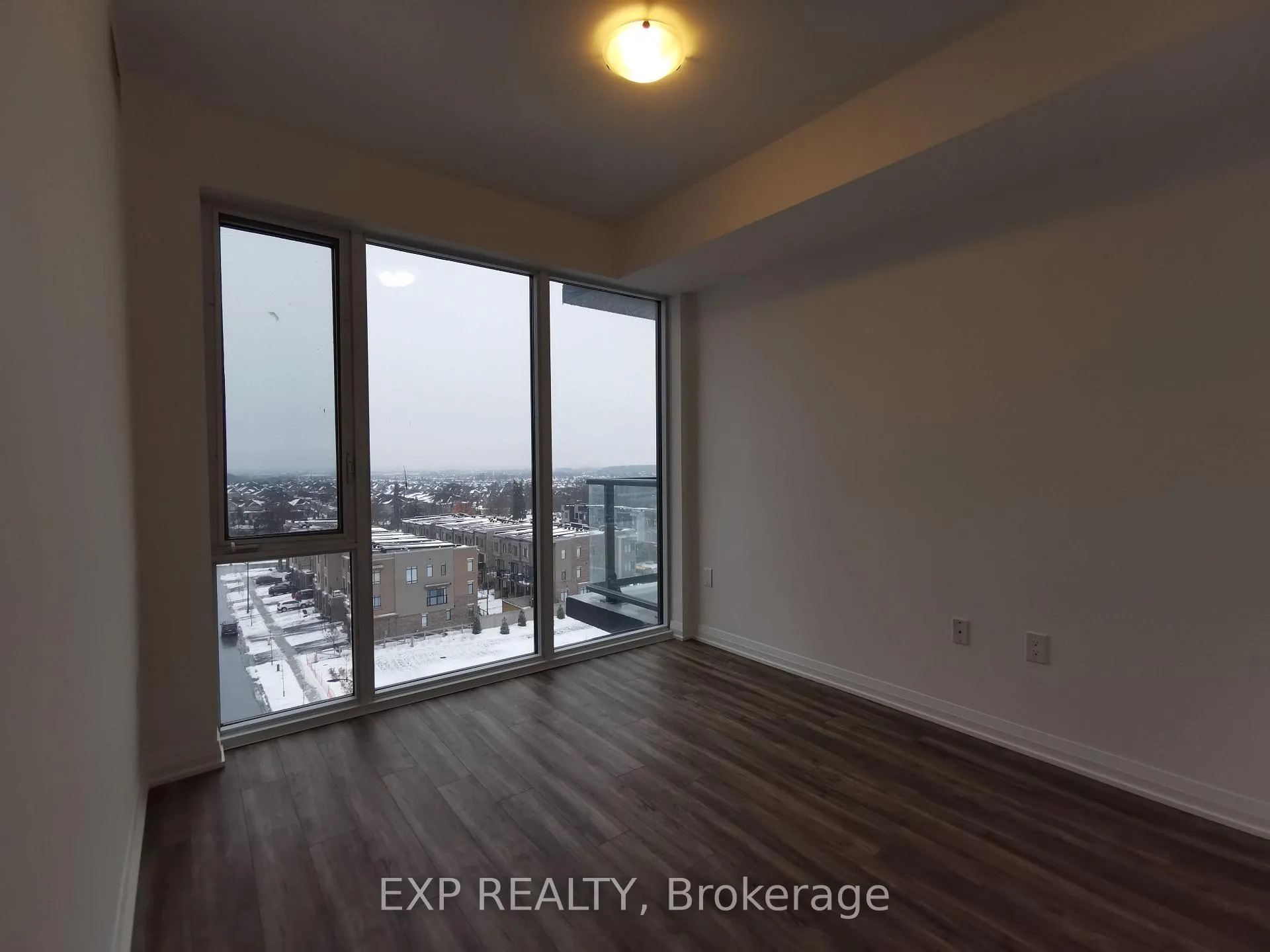 Photo 6 of Unit 708, 99 Eagle Rock Way, Vaughan, Rural Vaughan — HOMEH