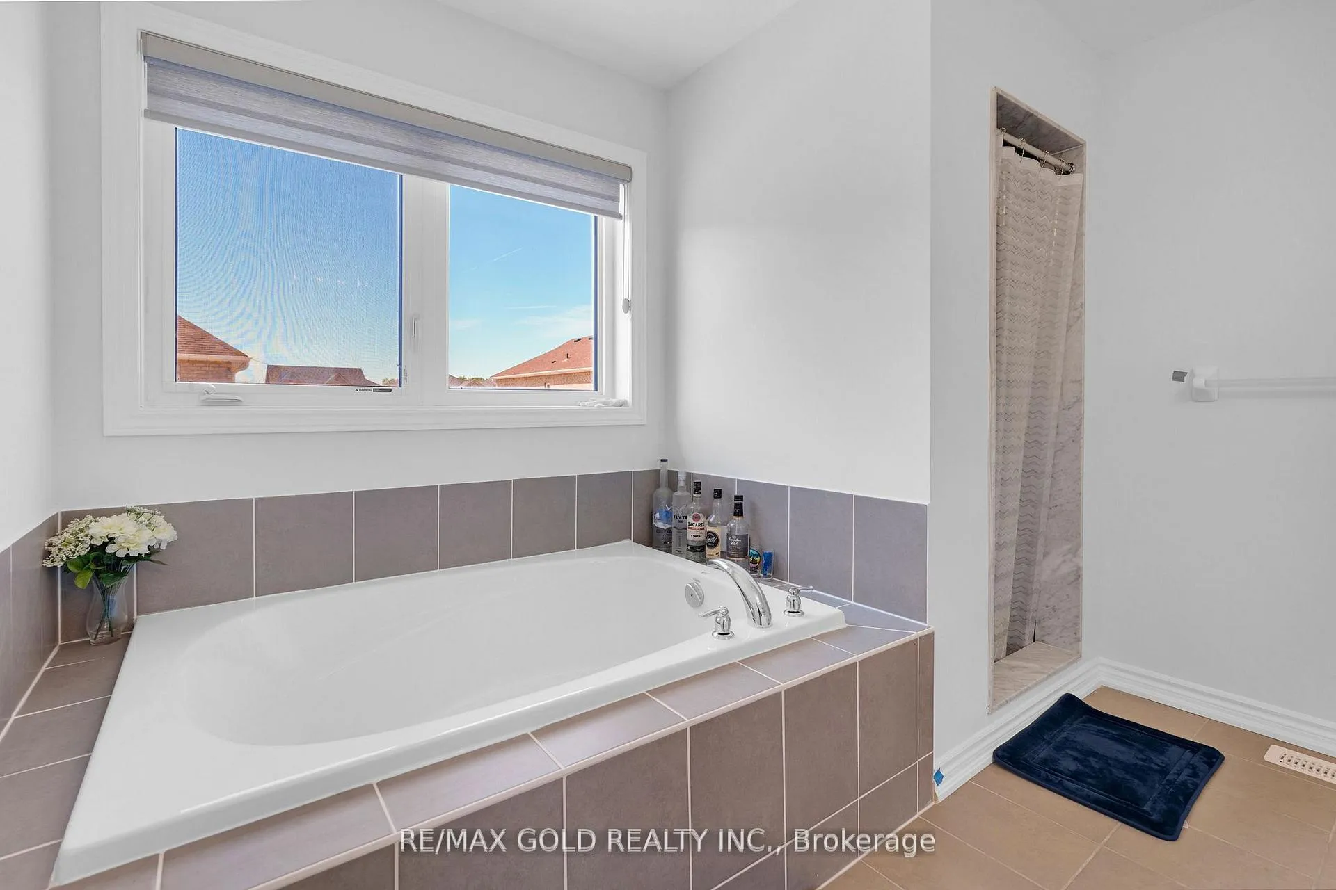 Photo 11 of 109 Palace Street, Thorold, Thorold Downtown — HOMEH