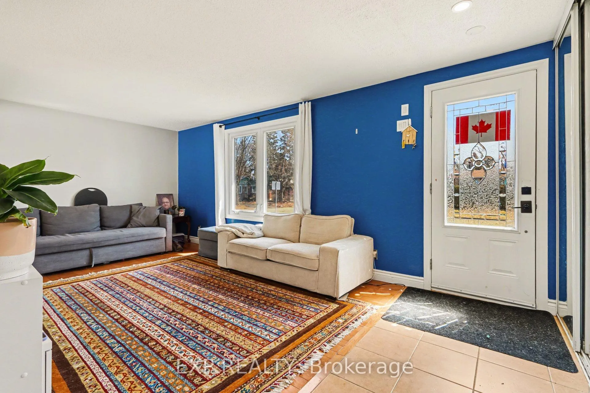 Photo 5 of 2 Folkstone Court, Ottawa, Sheffield Glen/Industrial Park — HOMEH
