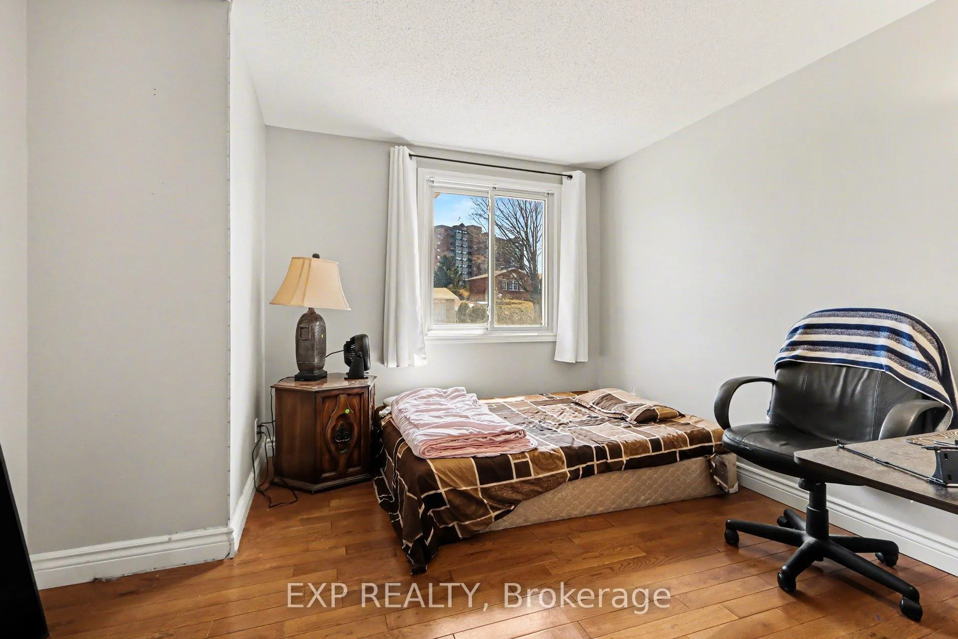 Photo 11 of 2 Folkstone Court, Ottawa, Sheffield Glen/Industrial Park — HOMEH