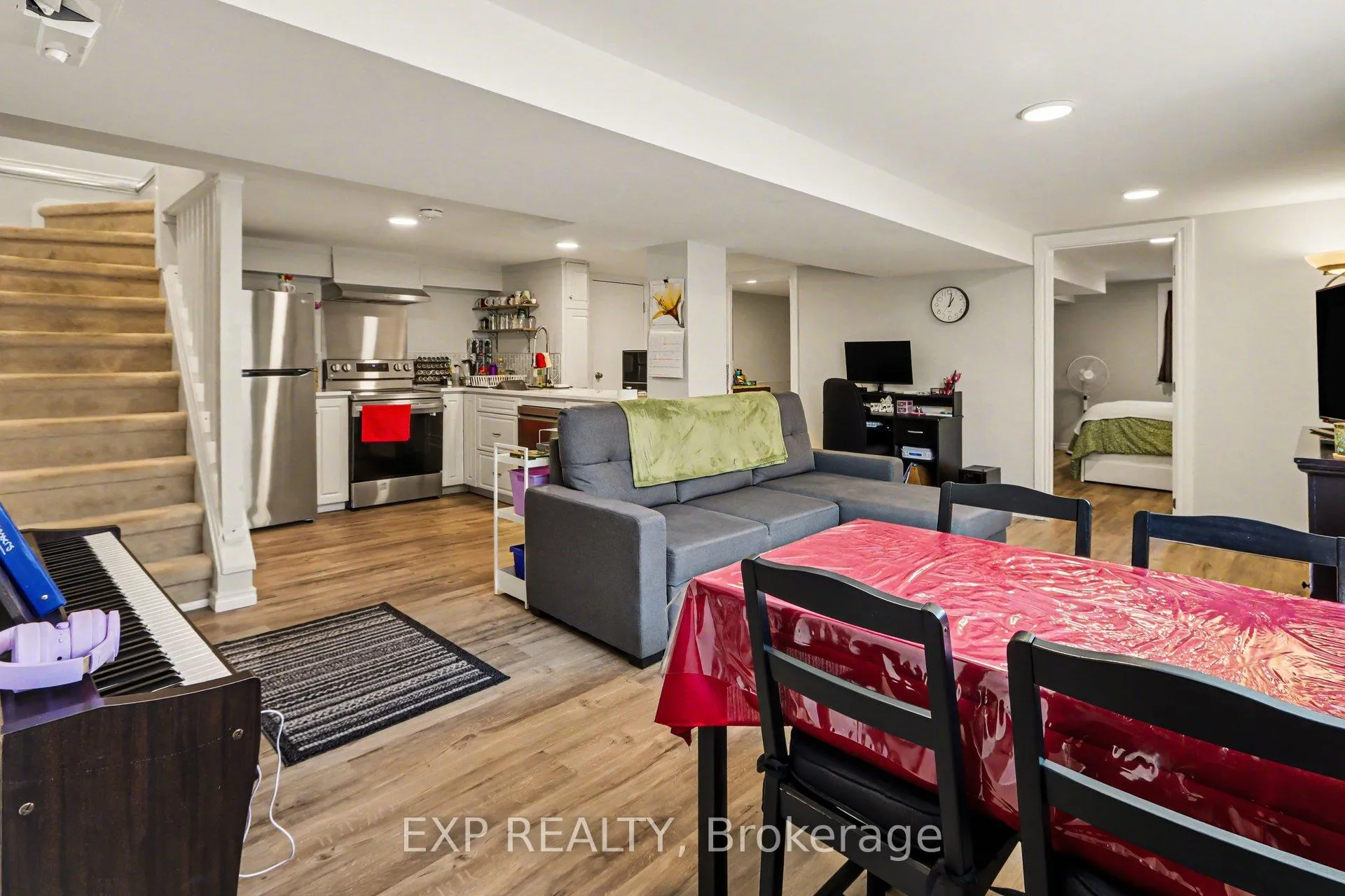 Photo 15 of 2 Folkstone Court, Ottawa, Sheffield Glen/Industrial Park — HOMEH