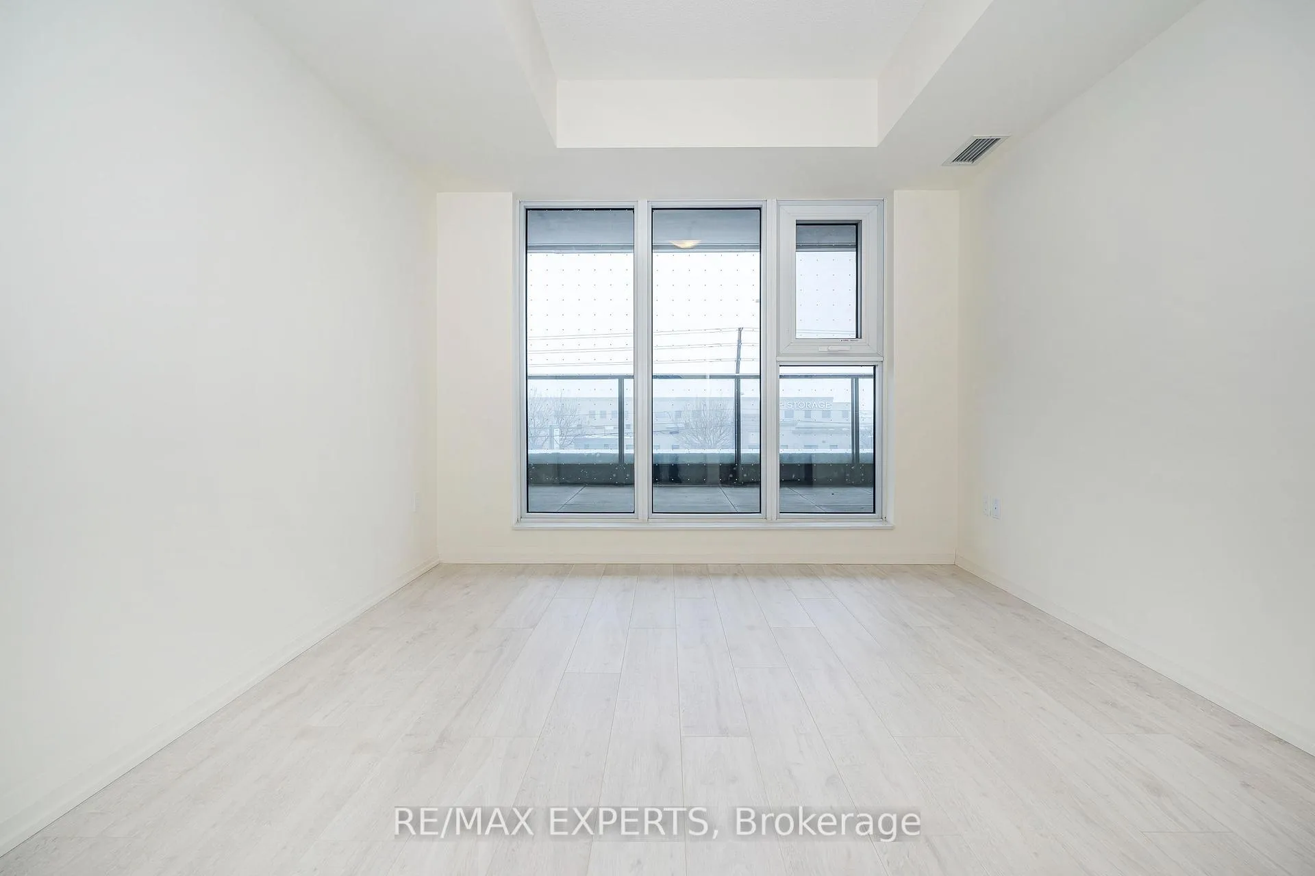 Photo 2 of Unit 210, 8960 Jane Street, Vaughan, Maple — HOMEH