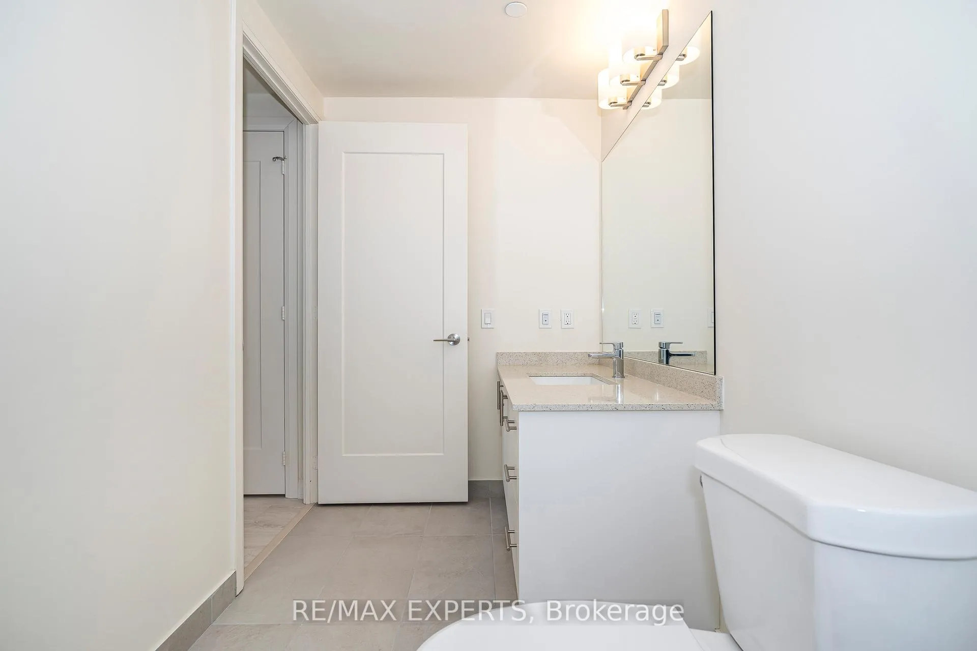 Photo 7 of Unit 210, 8960 Jane Street, Vaughan, Maple — HOMEH