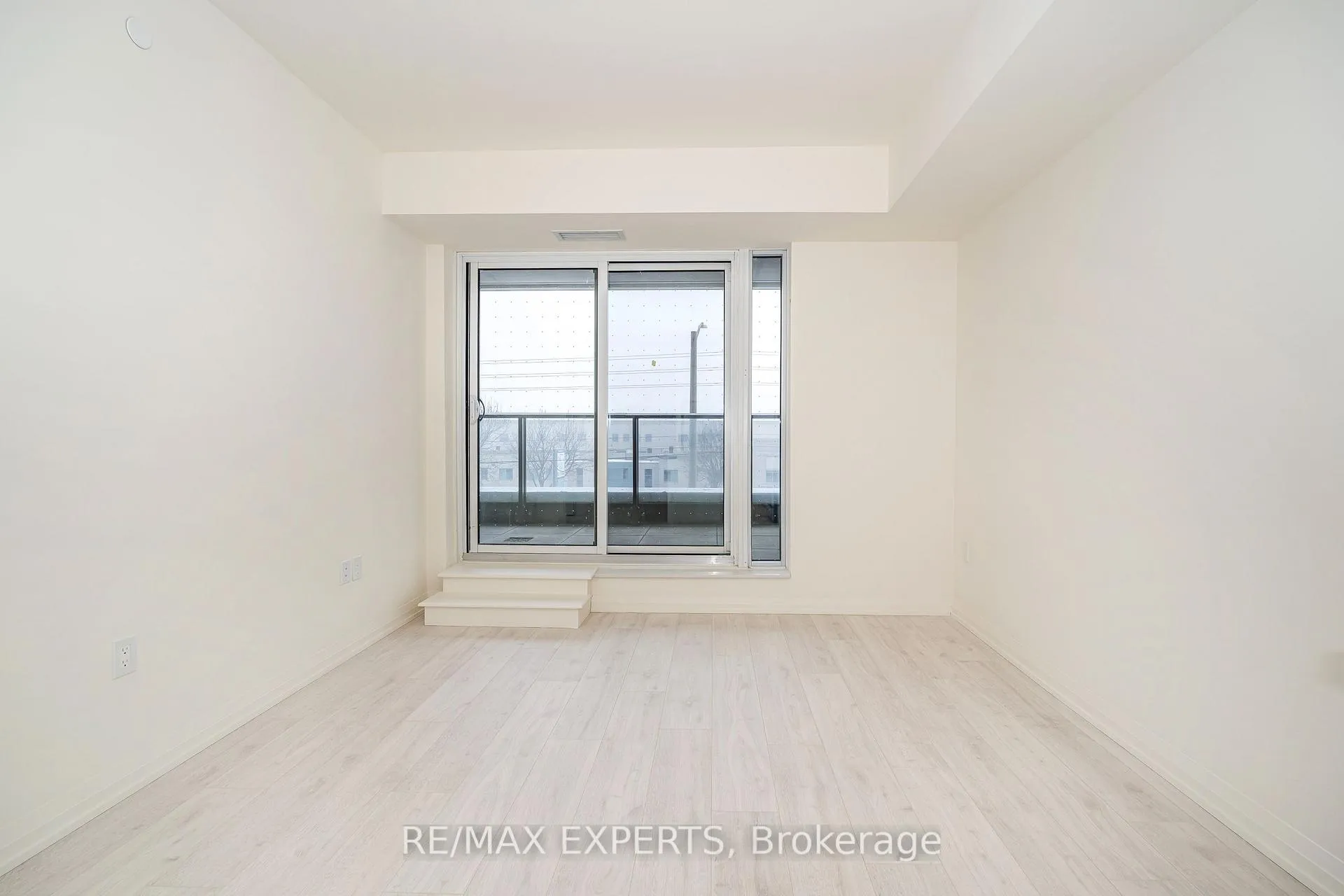 Photo 19 of Unit 210, 8960 Jane Street, Vaughan, Maple — HOMEH