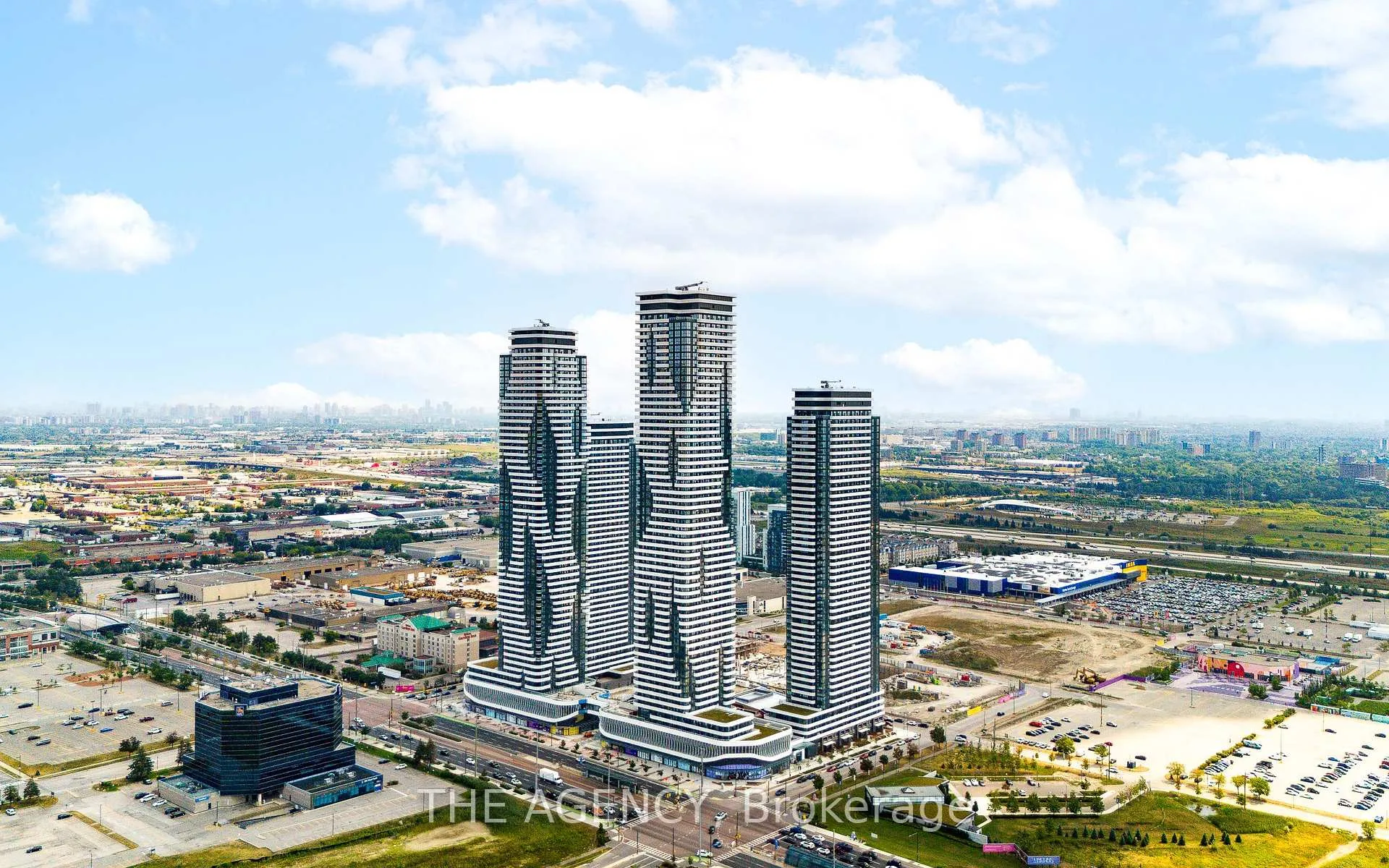 Photo 12 of Unit 4508, 225 Commerce Street, Vaughan, Vaughan Corporate Centre — HOMEH