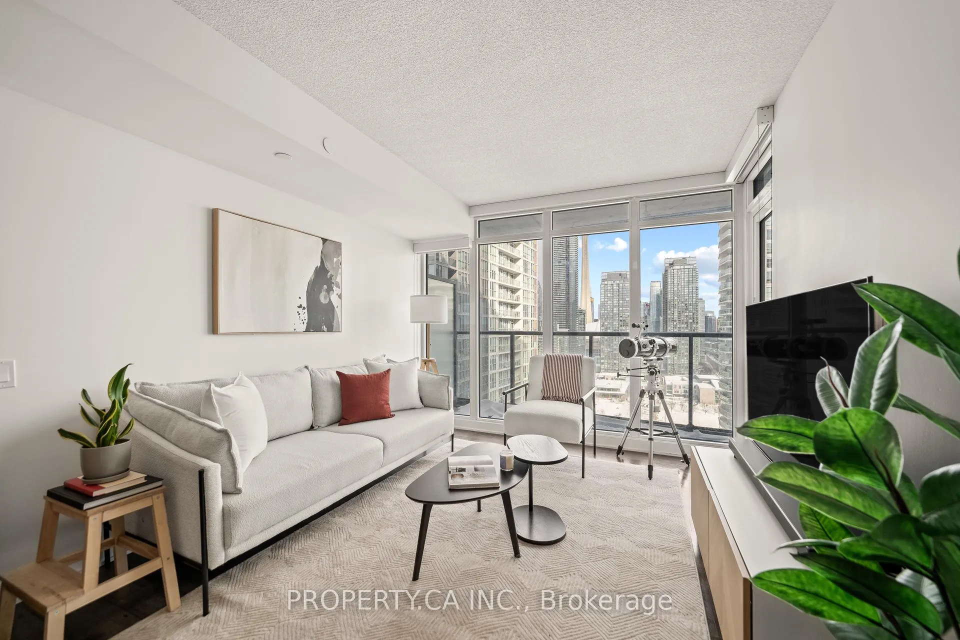 Photo 2 of Unit 2610, 70 Queens Wharf Road, Toronto, Waterfront Communities — HOMEH