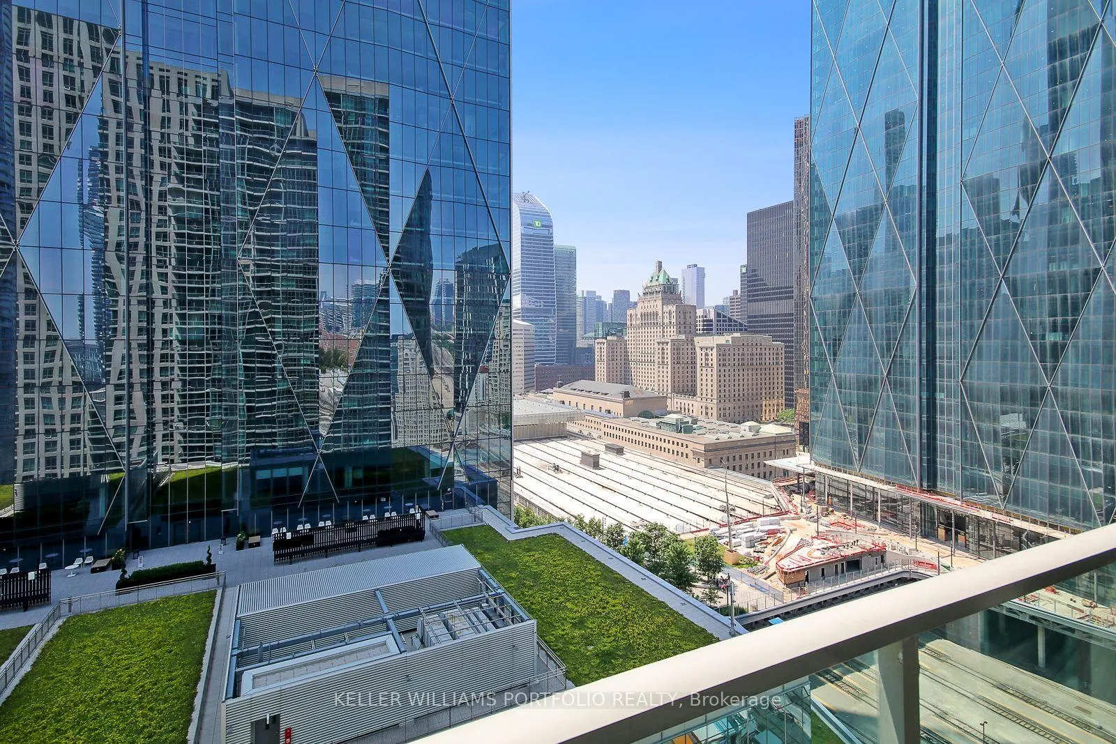 Photo 27 of Unit 2201, 18 Yonge Street, Toronto, Waterfront Communities — HOMEH