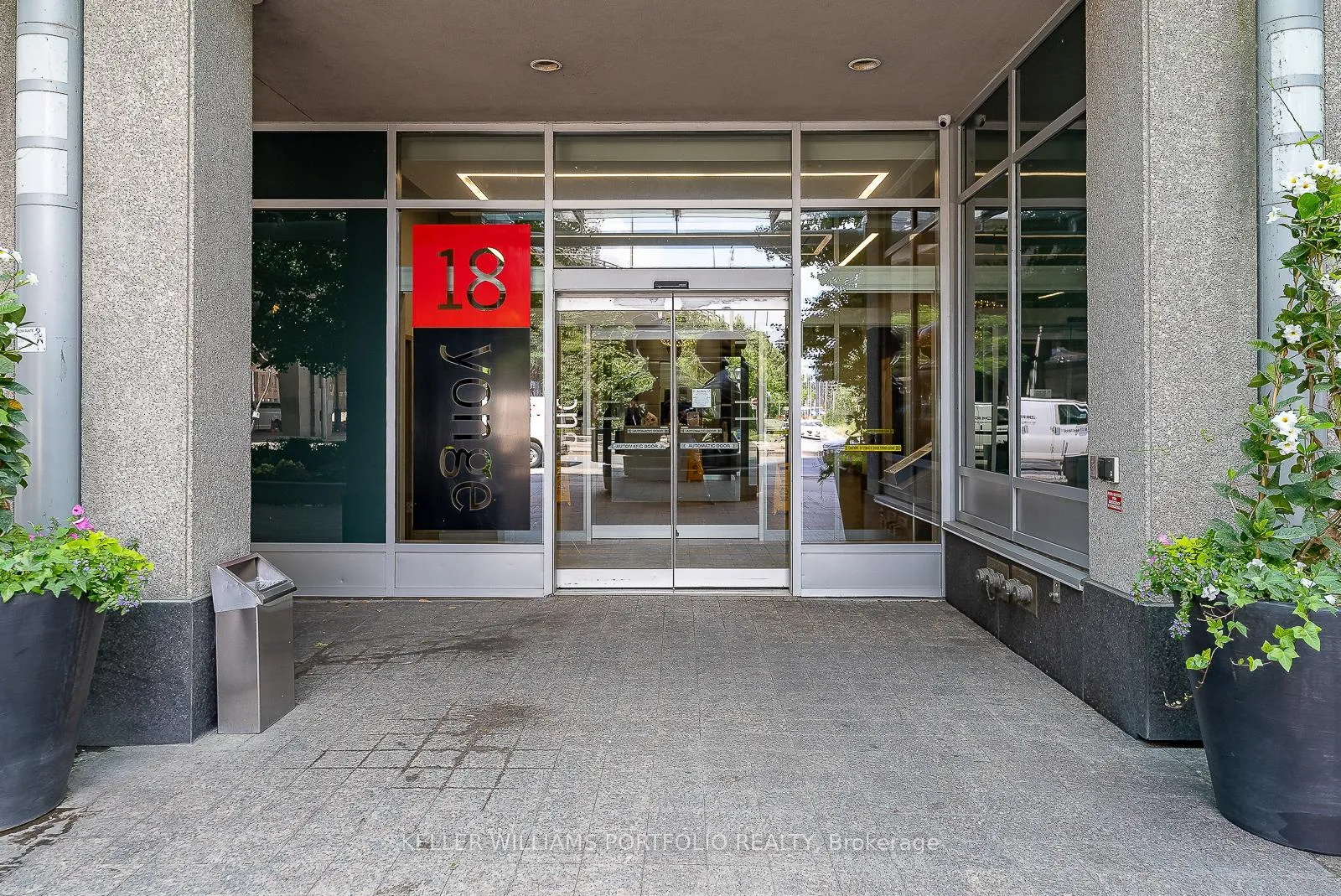 Photo 29 of Unit 2201, 18 Yonge Street, Toronto, Waterfront Communities — HOMEH