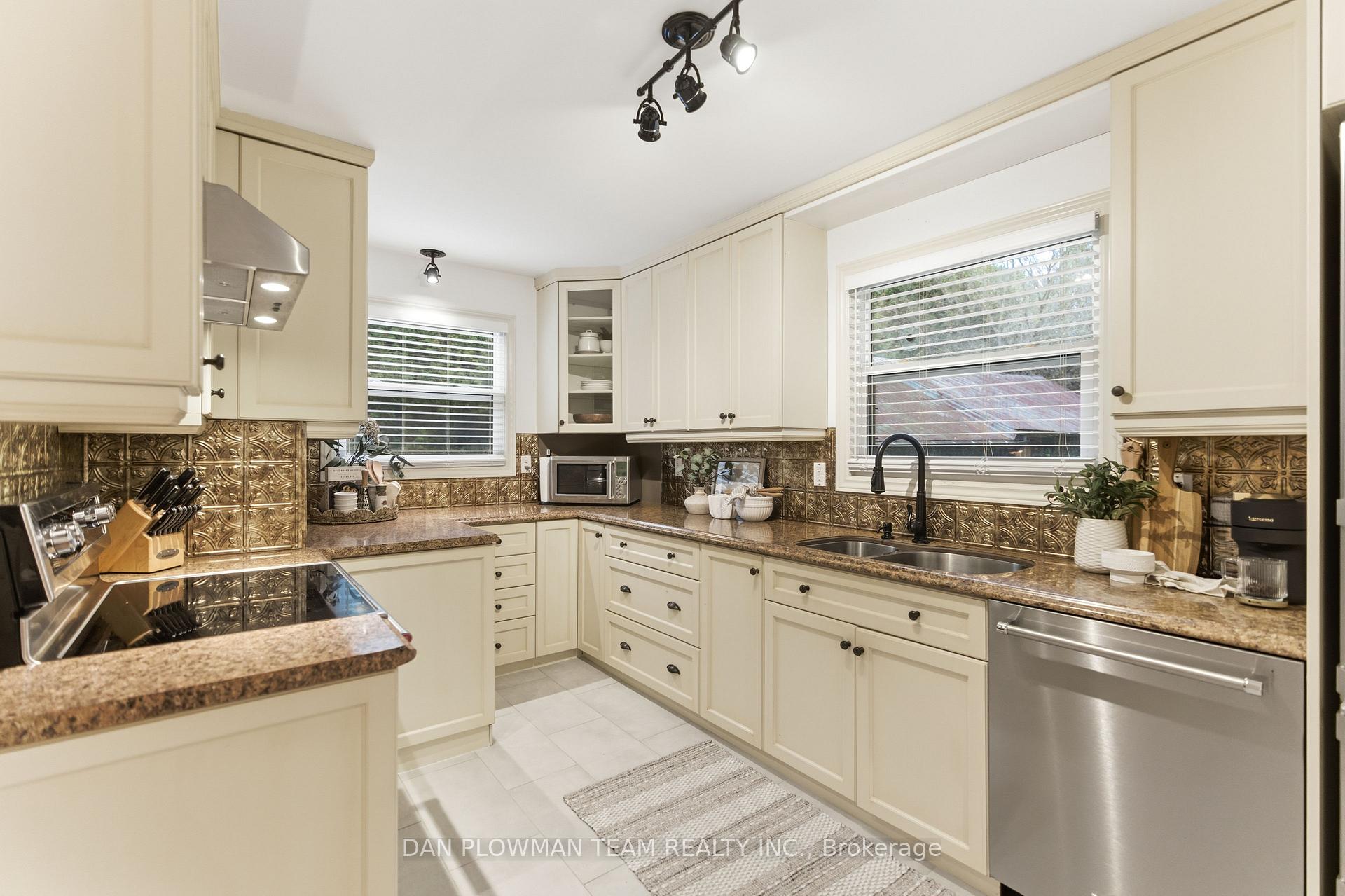 Photo 6 of 2804 Concession 6 Road, Clarington, Rural Clarington — HOMEH