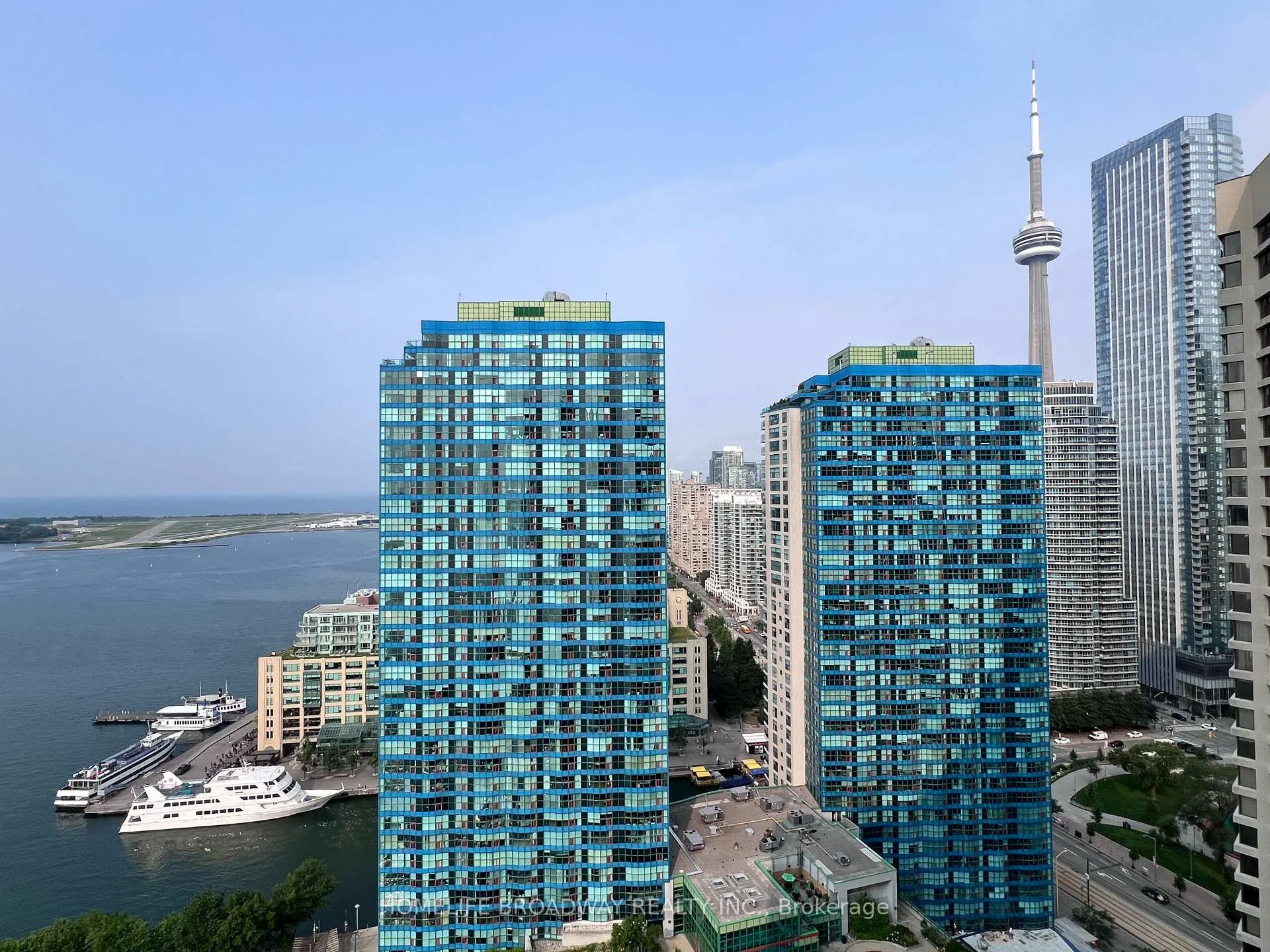 Photo 1 of Unit 3001, 65 Harbour Square, Toronto, Waterfront Communities — HOMEH