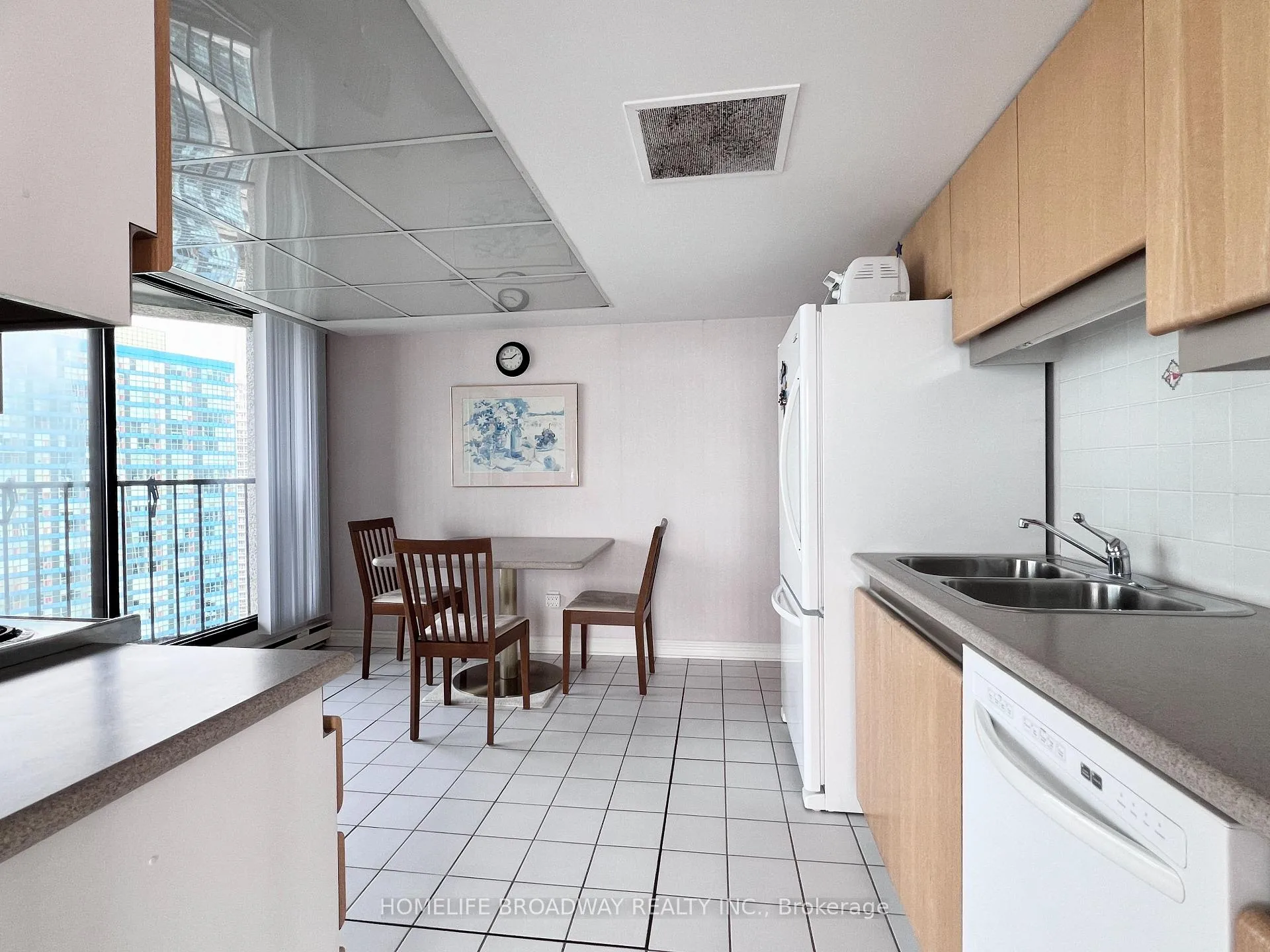 Photo 12 of Unit 3001, 65 Harbour Square, Toronto, Waterfront Communities — HOMEH