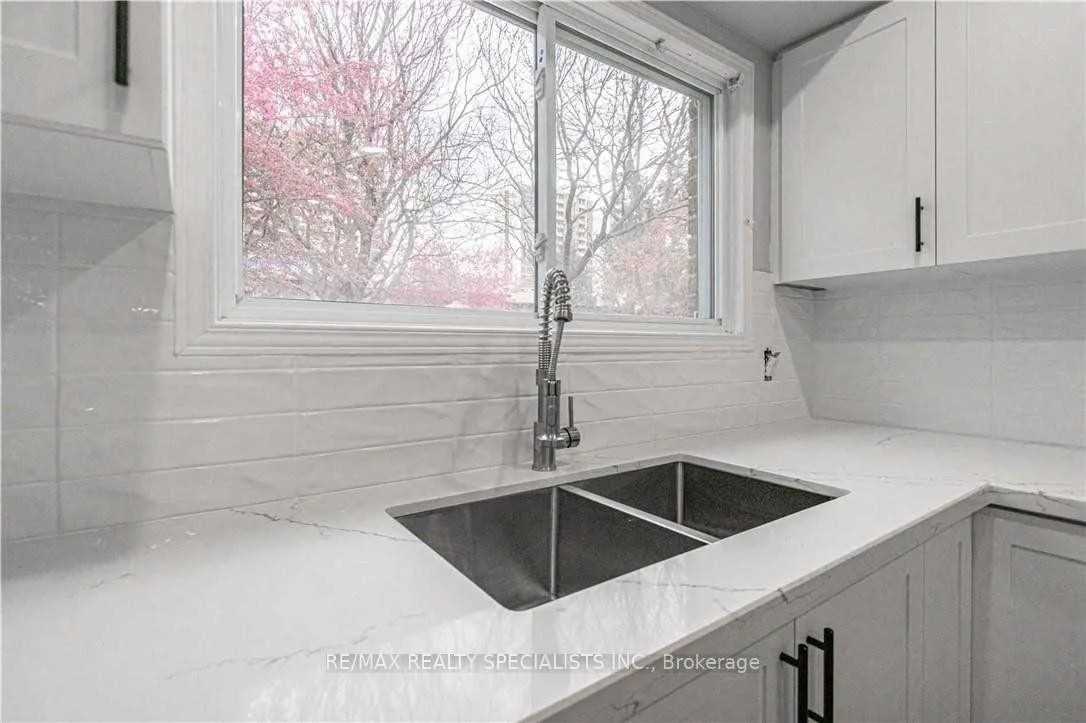 Photo 8 of Unit 55, 46 Cedarwoods Crescent, Kitchener, Vanier - Kitchener — HOMEH