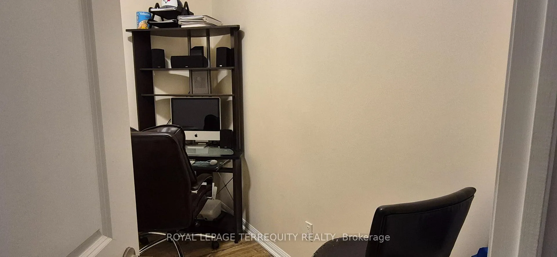 Photo 5 of Unit 431, 628 Fleet Street, Toronto, Niagara — HOMEH