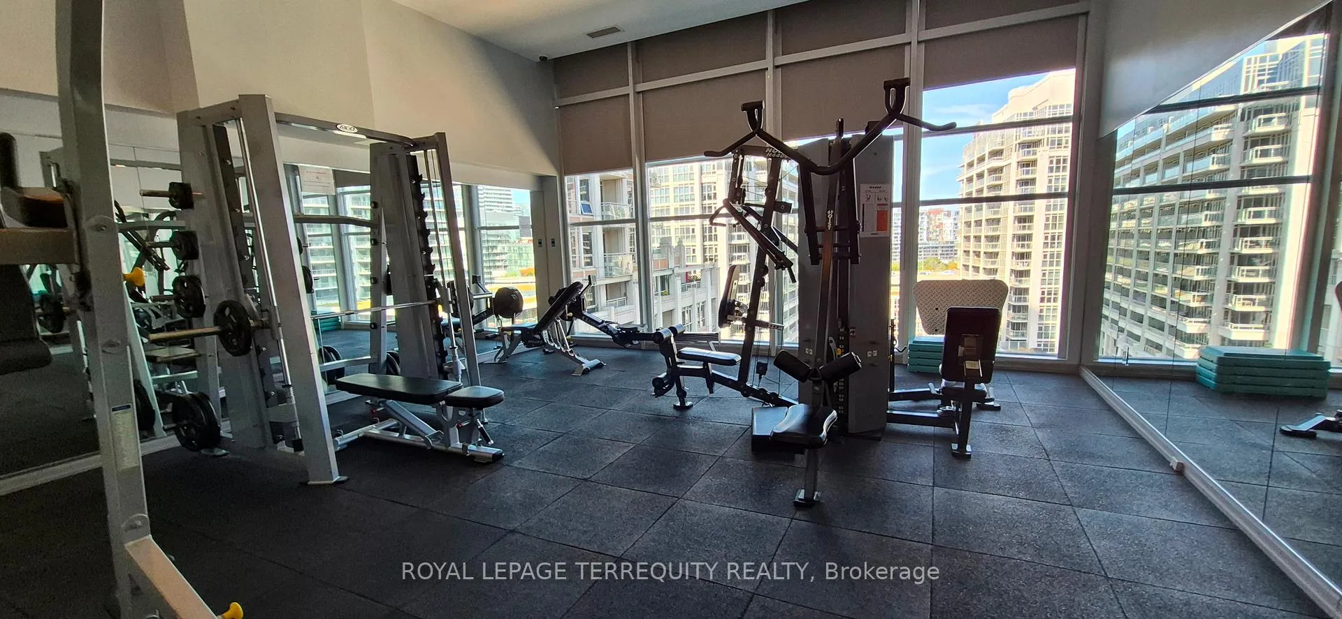Photo 11 of Unit 431, 628 Fleet Street, Toronto, Niagara — HOMEH