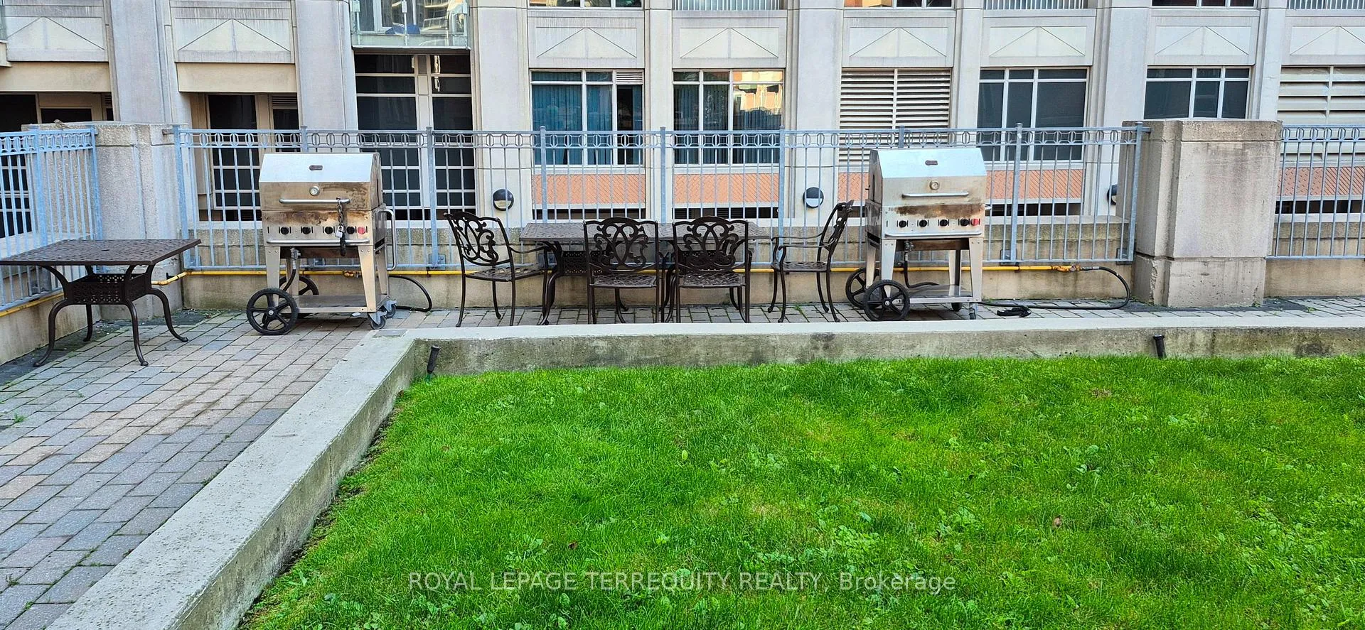Photo 19 of Unit 431, 628 Fleet Street, Toronto, Niagara — HOMEH