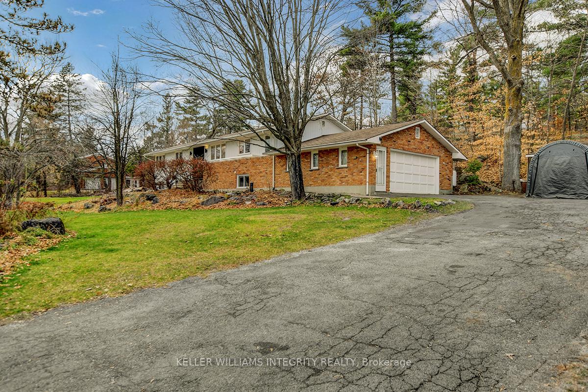 Photo 4 of 153 Pineridge Road, Ottawa, Carp — HOMEH