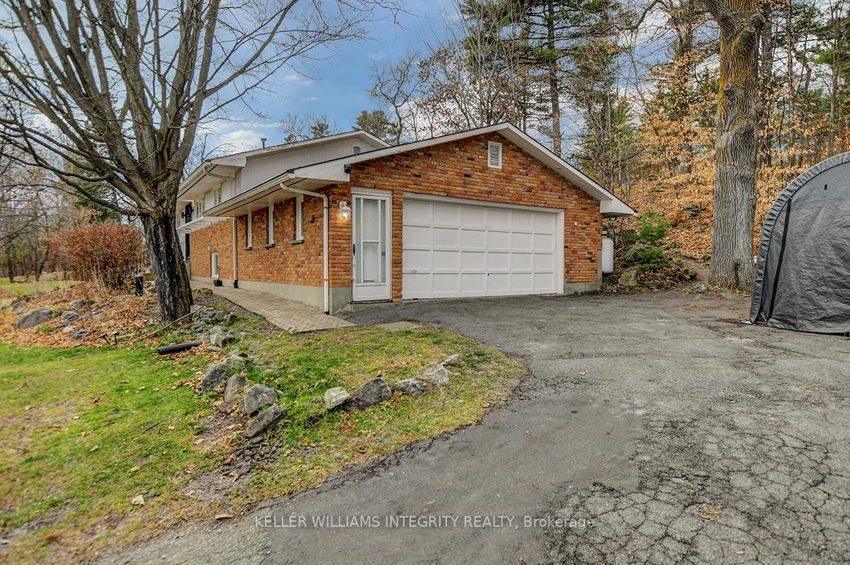 Photo 6 of 153 Pineridge Road, Ottawa, Carp — HOMEH