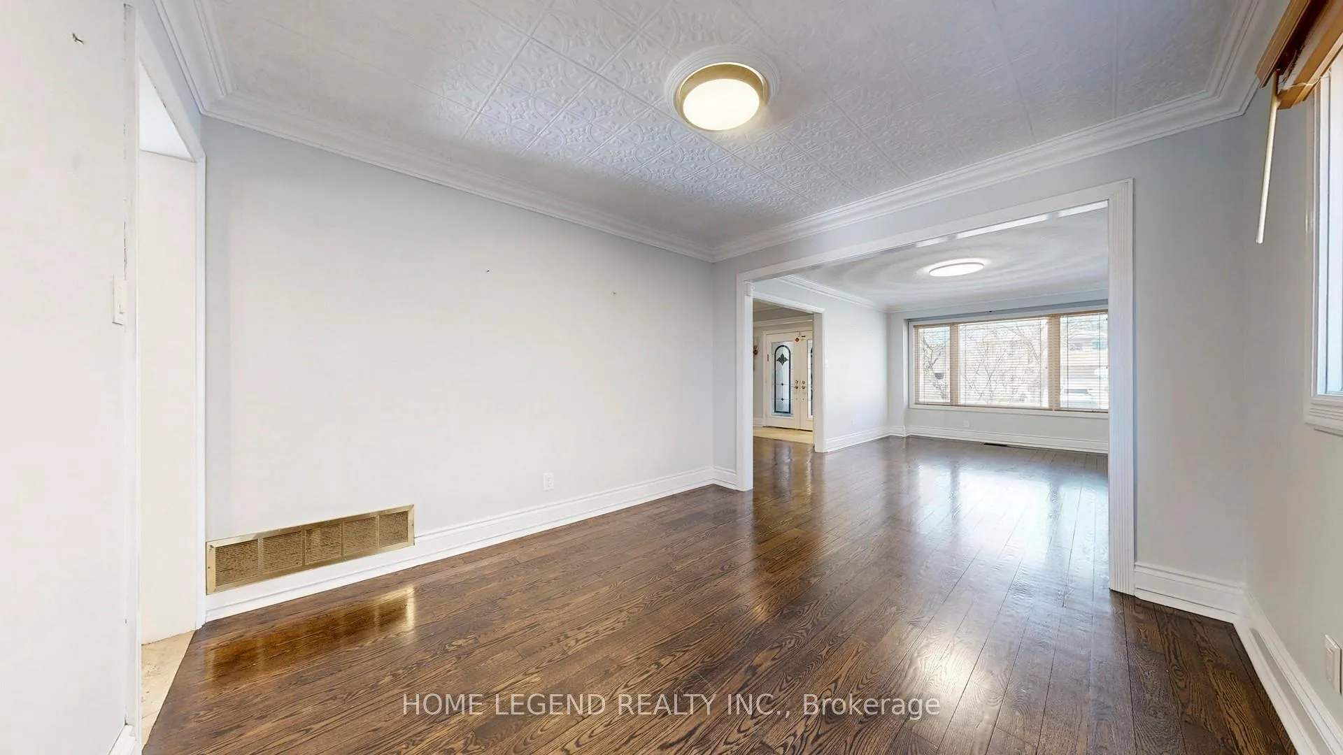 Photo 14 of 261 Fincham Avenue, Markham, Markham Village — HOMEH