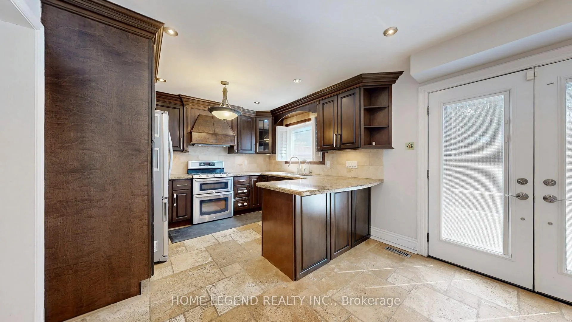 Photo 22 of 261 Fincham Avenue, Markham, Markham Village — HOMEH