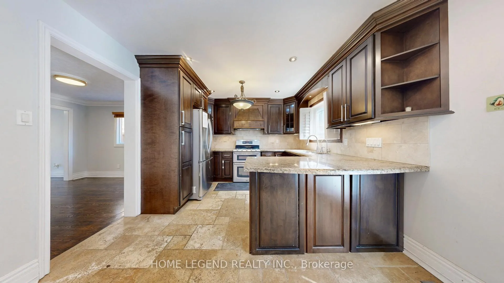Photo 23 of 261 Fincham Avenue, Markham, Markham Village — HOMEH