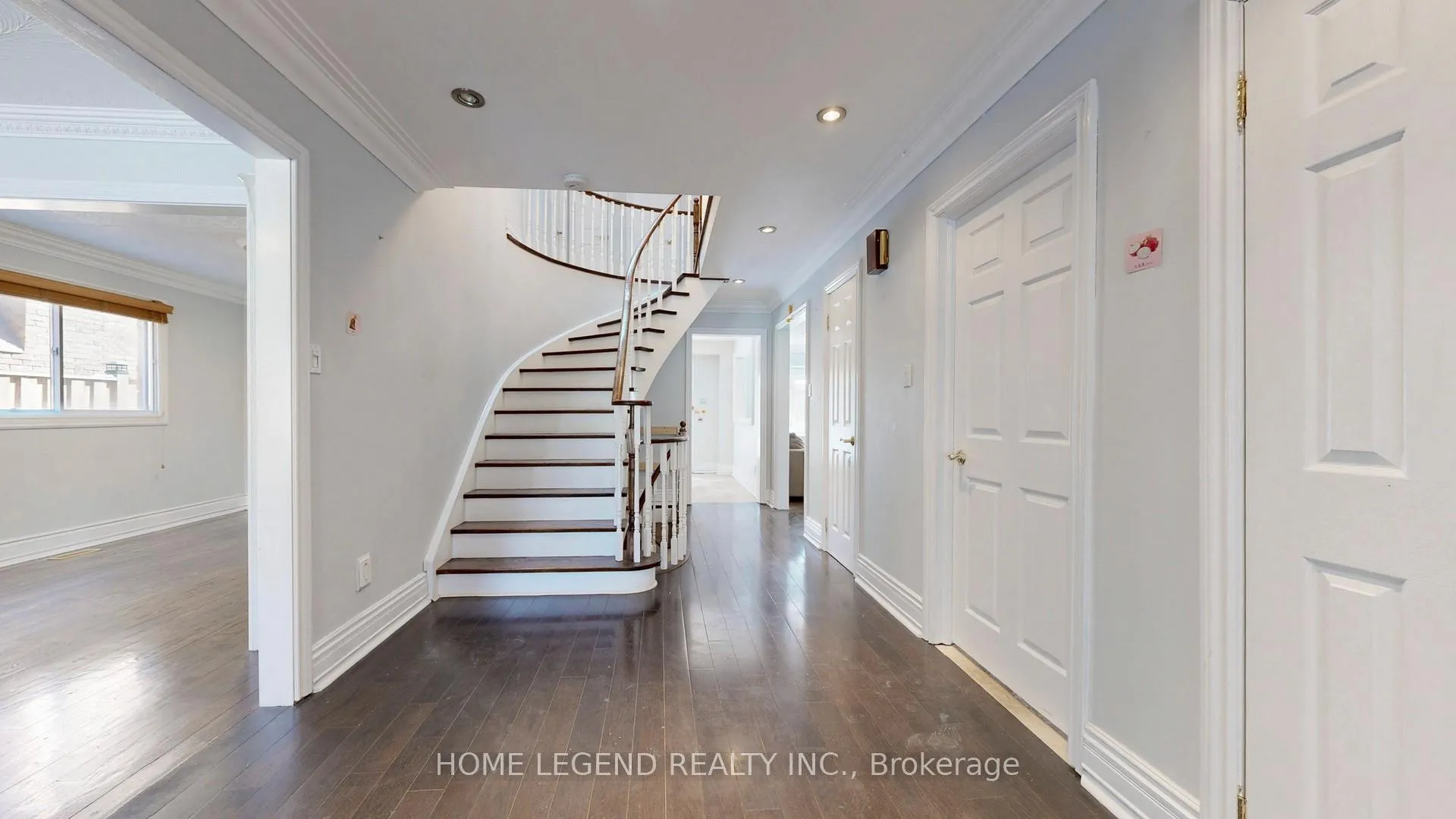 Photo 28 of 261 Fincham Avenue, Markham, Markham Village — HOMEH