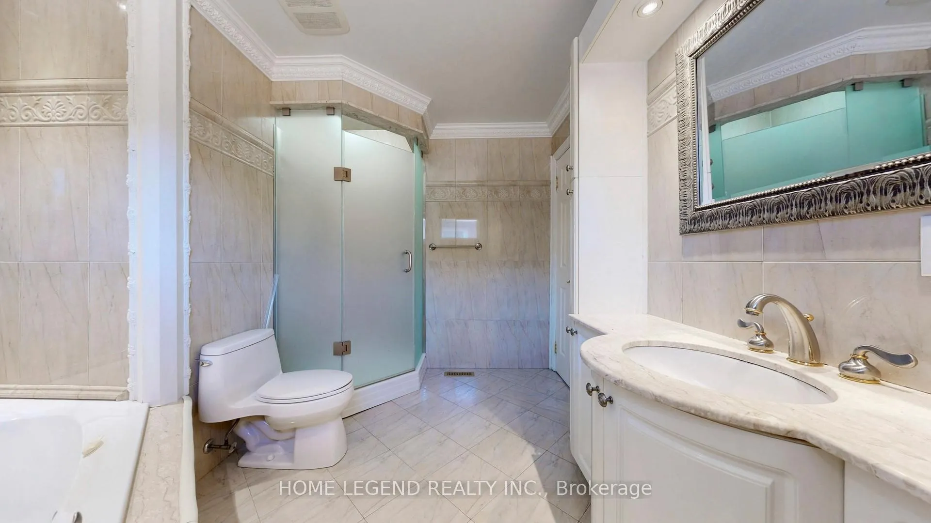 Photo 34 of 261 Fincham Avenue, Markham, Markham Village — HOMEH