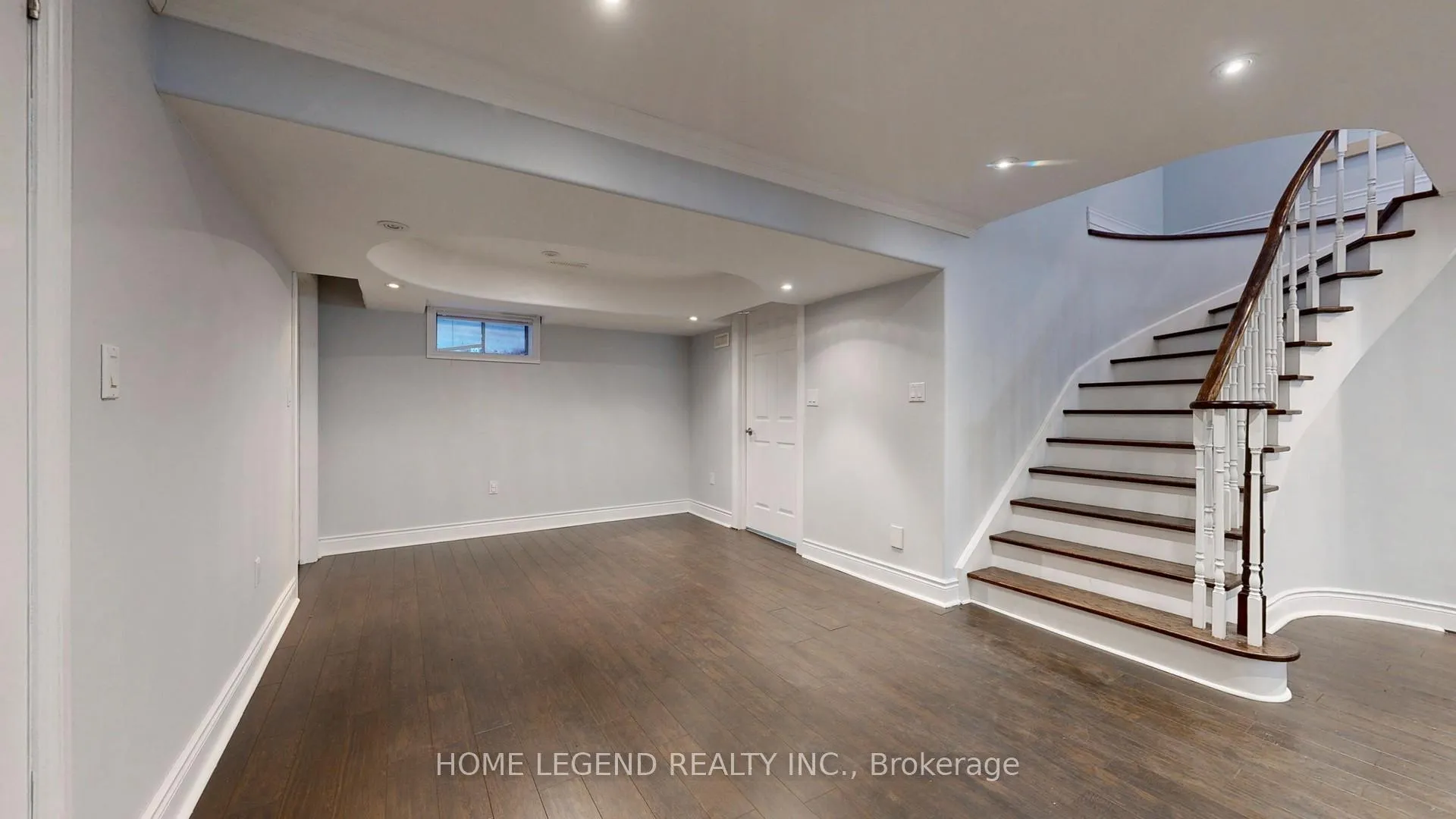 Photo 42 of 261 Fincham Avenue, Markham, Markham Village — HOMEH
