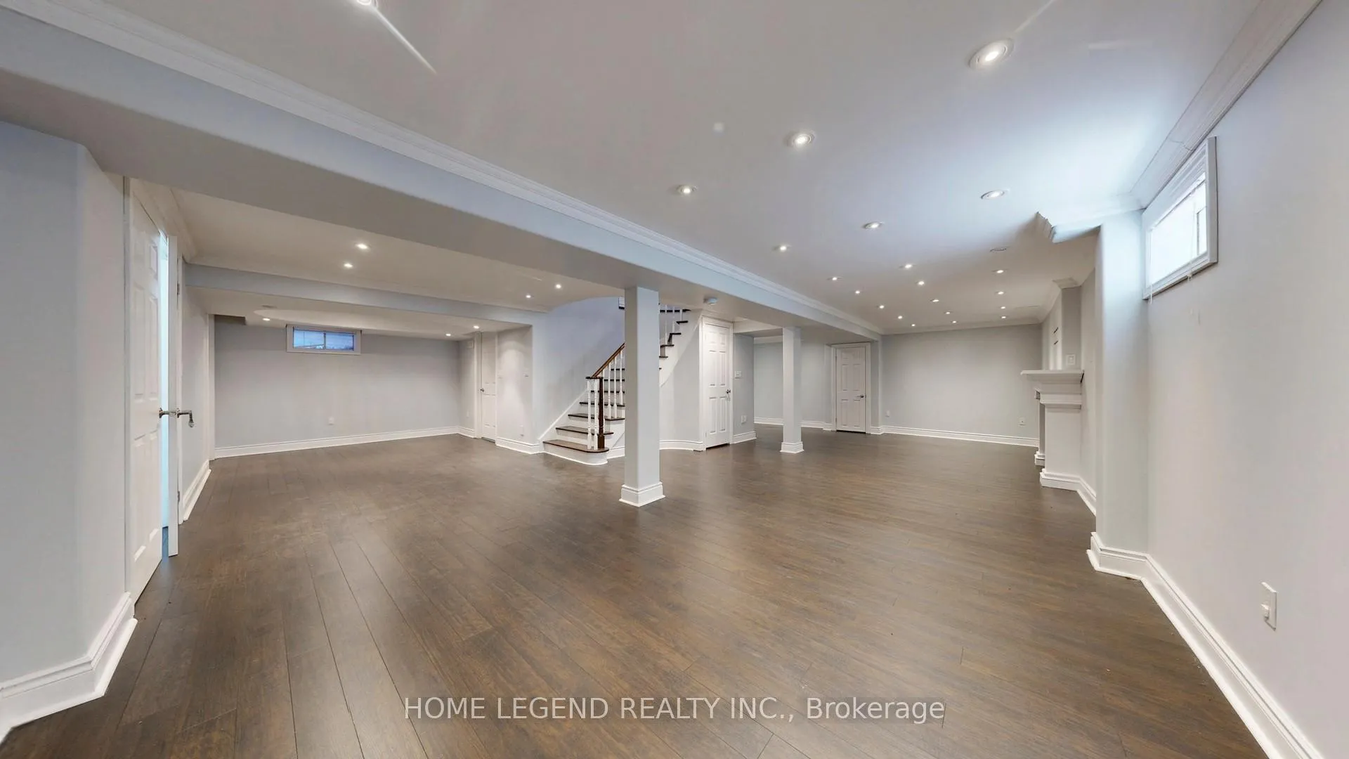 Photo 44 of 261 Fincham Avenue, Markham, Markham Village — HOMEH