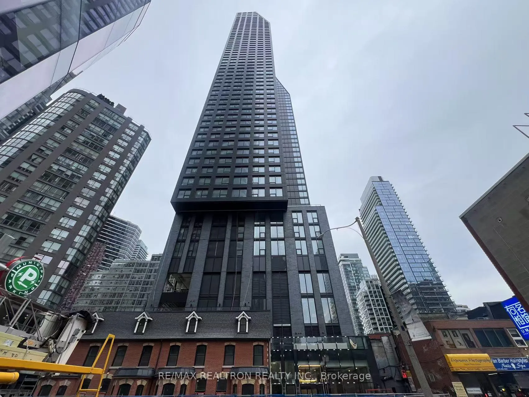 Photo 1 of Unit 1802, 8 Wellesley Street, Toronto, Bay Street Corridor — HOMEH