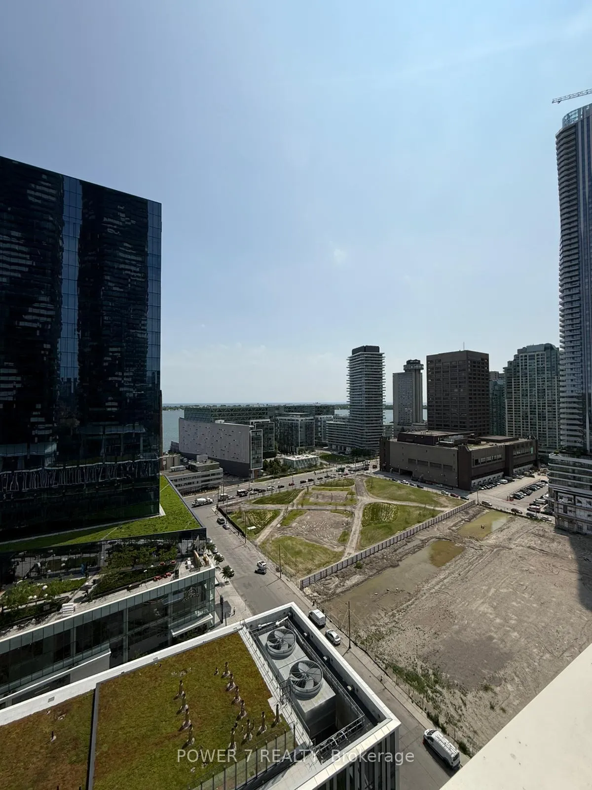 Photo 11 of Unit 1909, 55 Cooper Street, Toronto, Waterfront Communities — HOMEH
