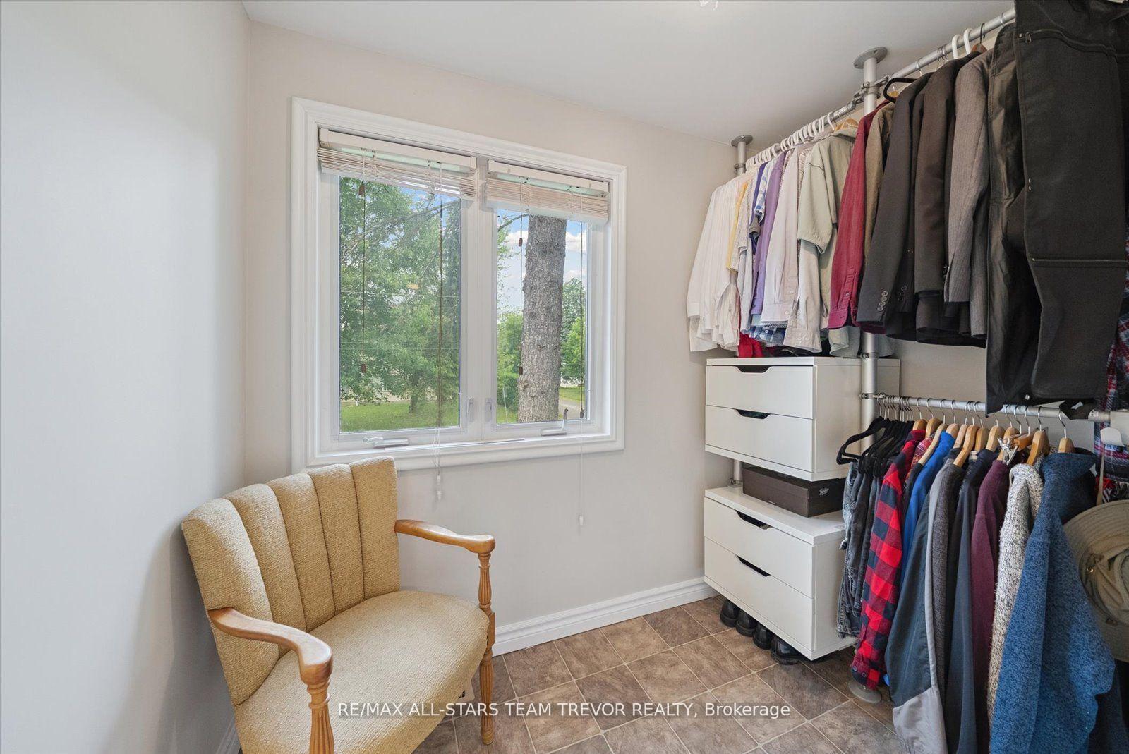 Photo 19 of 219 Willow Drive, Georgina, Keswick South — HOMEH