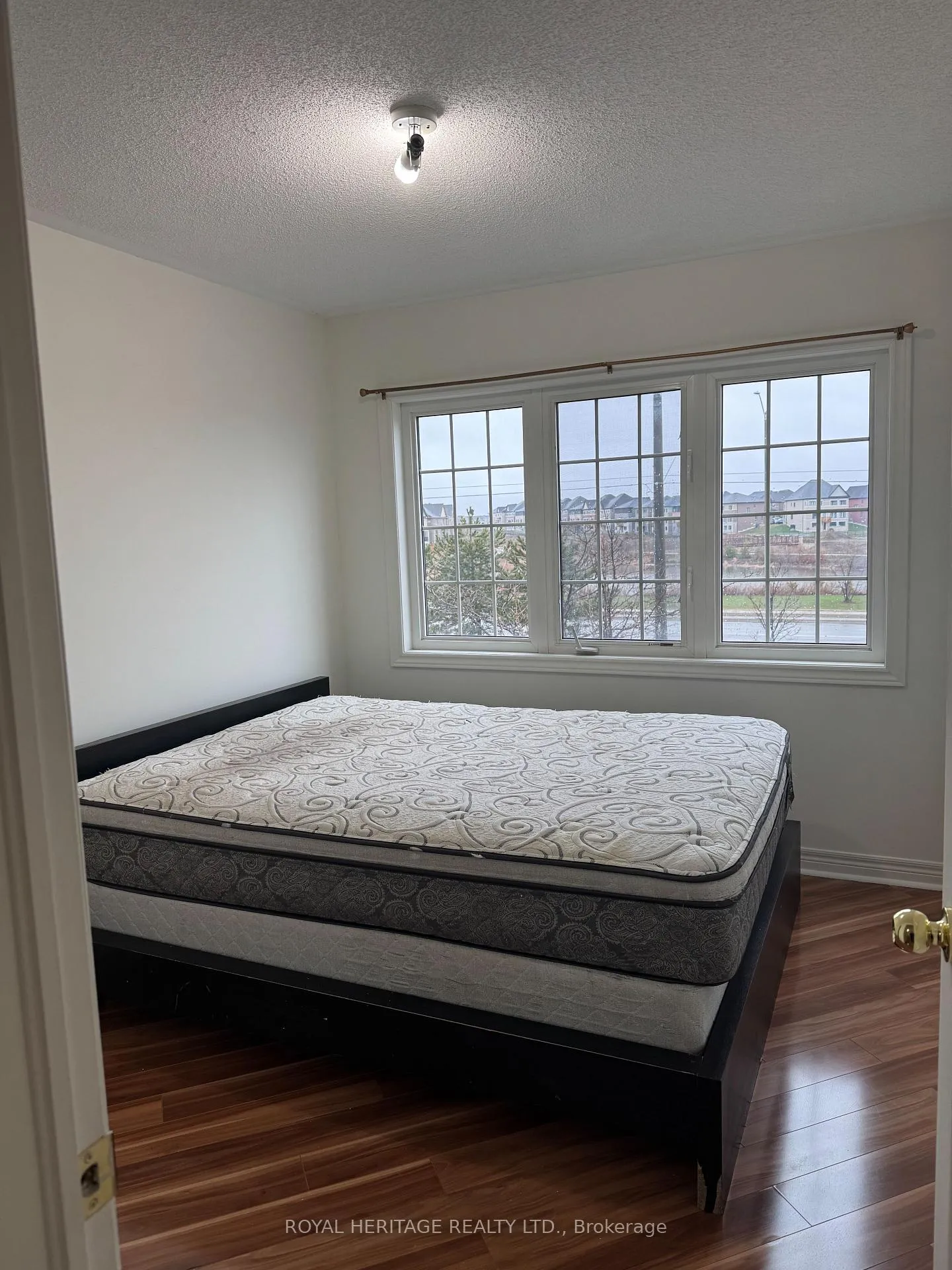 Photo 13 of Unit Main, 49 Everingham Circle, Brampton, Sandringham-Wellington — HOMEH