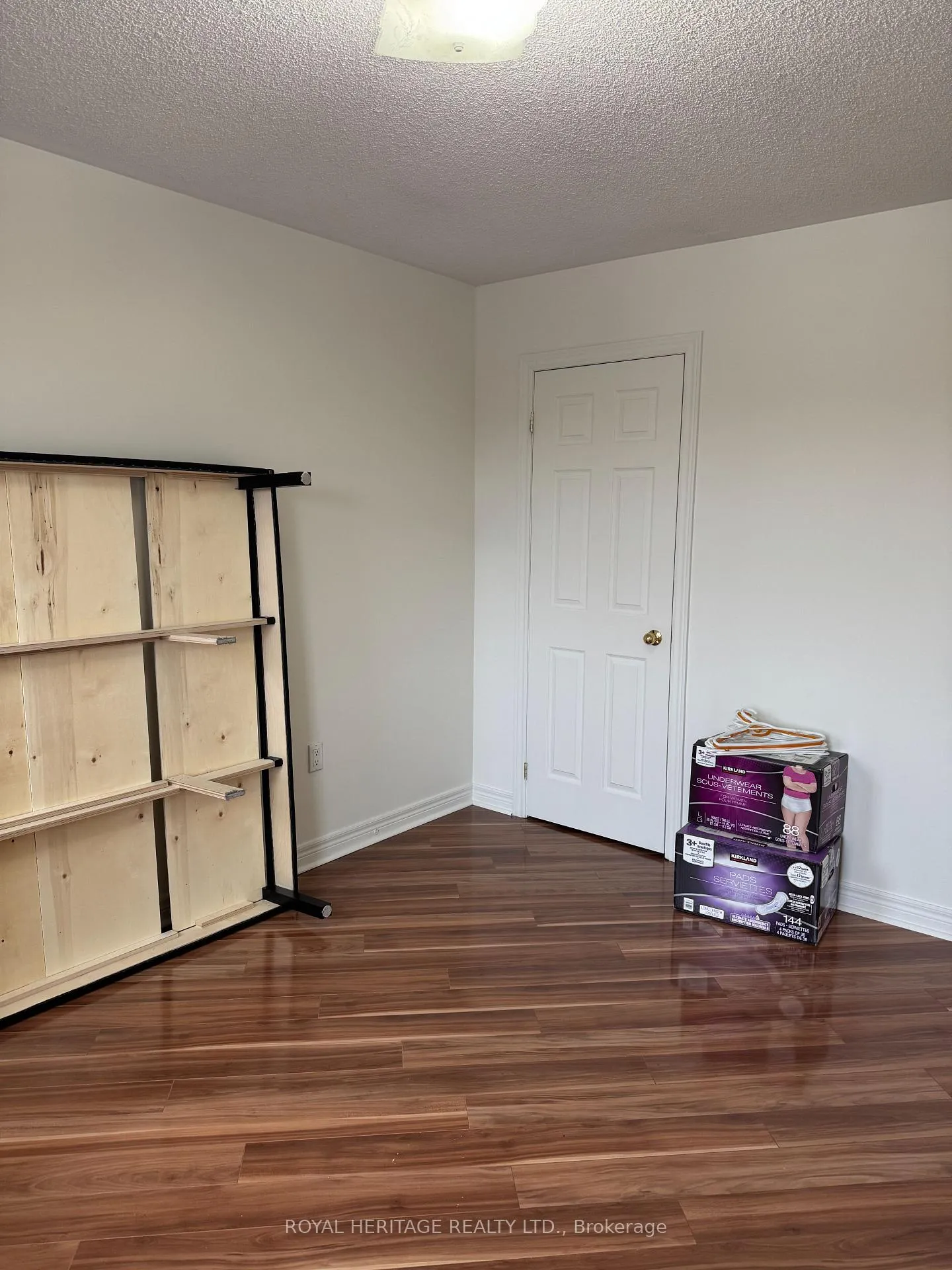 Photo 14 of Unit Main, 49 Everingham Circle, Brampton, Sandringham-Wellington — HOMEH