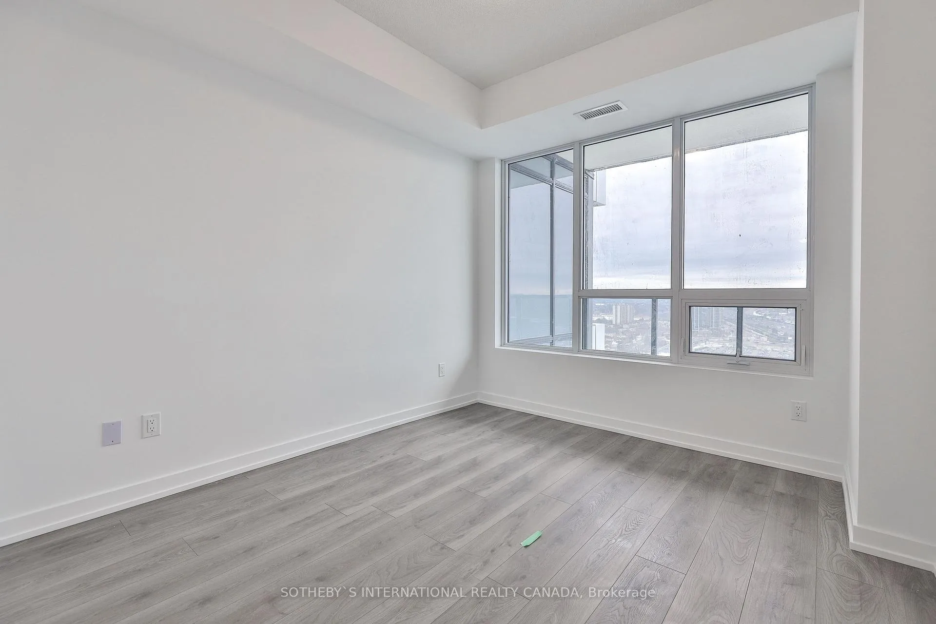 Photo 8 of Unit 2511, 1435 Celebration Drive, Pickering, Bay Ridges — HOMEH