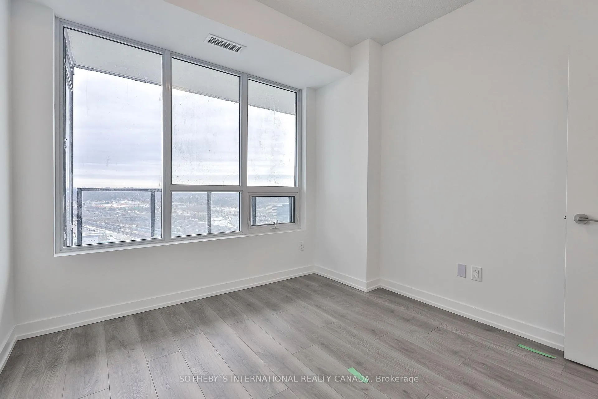 Photo 9 of Unit 2511, 1435 Celebration Drive, Pickering, Bay Ridges — HOMEH