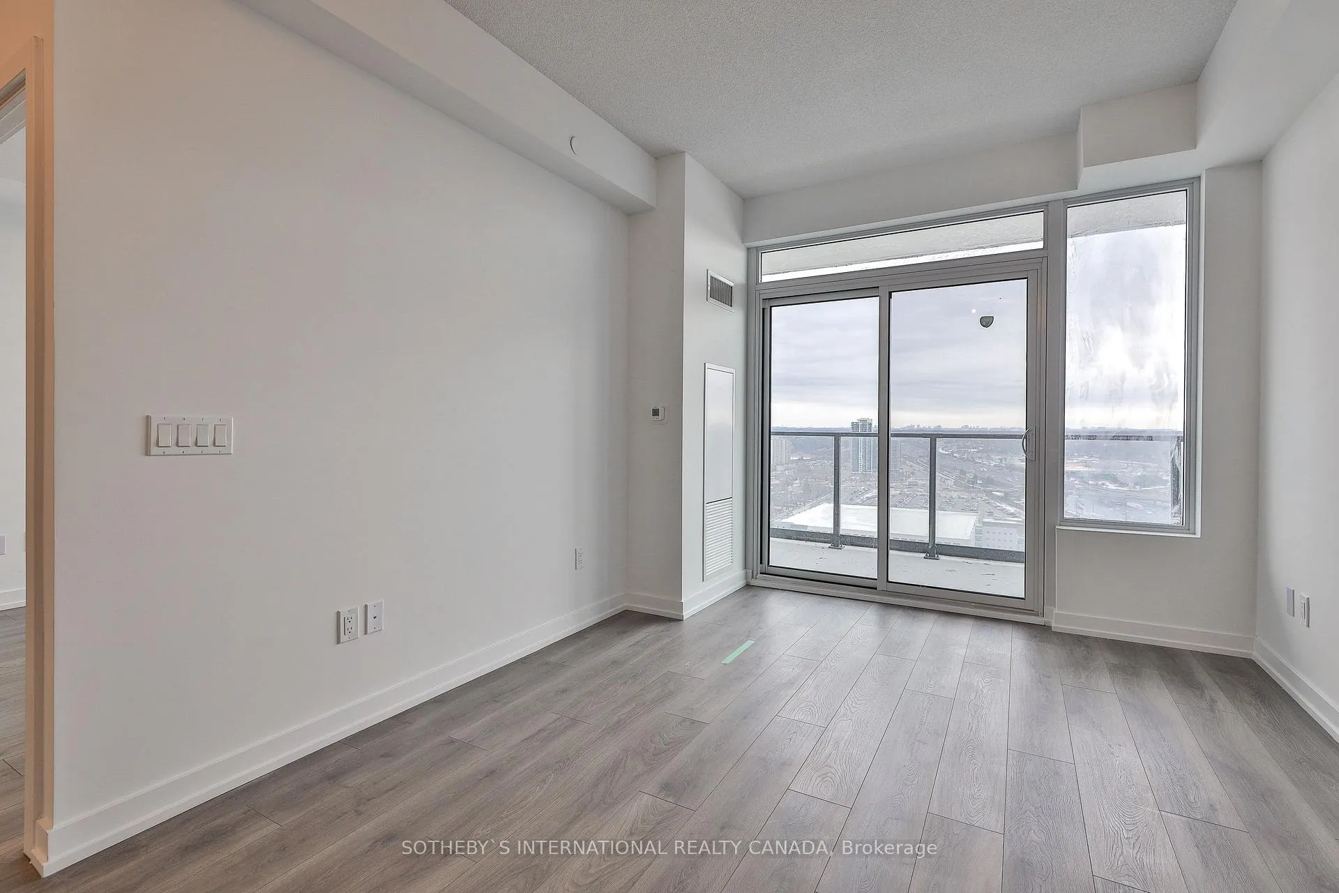 Photo 18 of Unit 2511, 1435 Celebration Drive, Pickering, Bay Ridges — HOMEH