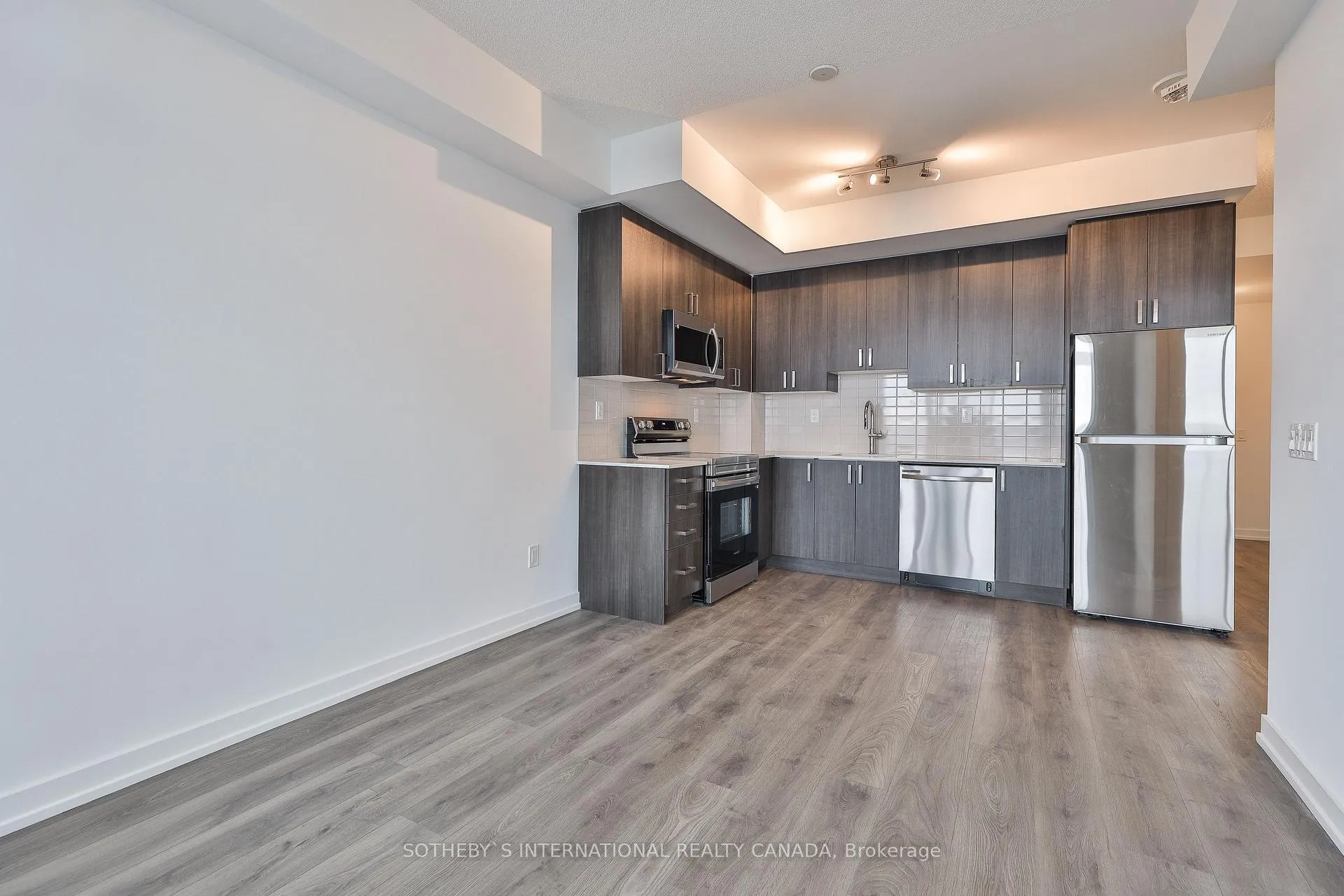 Photo 21 of Unit 2511, 1435 Celebration Drive, Pickering, Bay Ridges — HOMEH