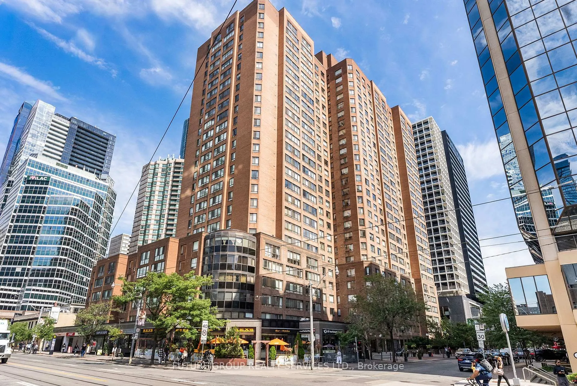 Photo 2 of Unit 2209, 633 Bay Street, Toronto, Bay Street Corridor — HOMEH